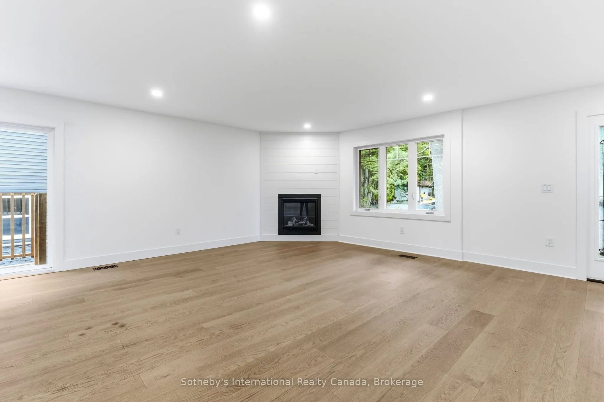 1003 Elizabeth Street