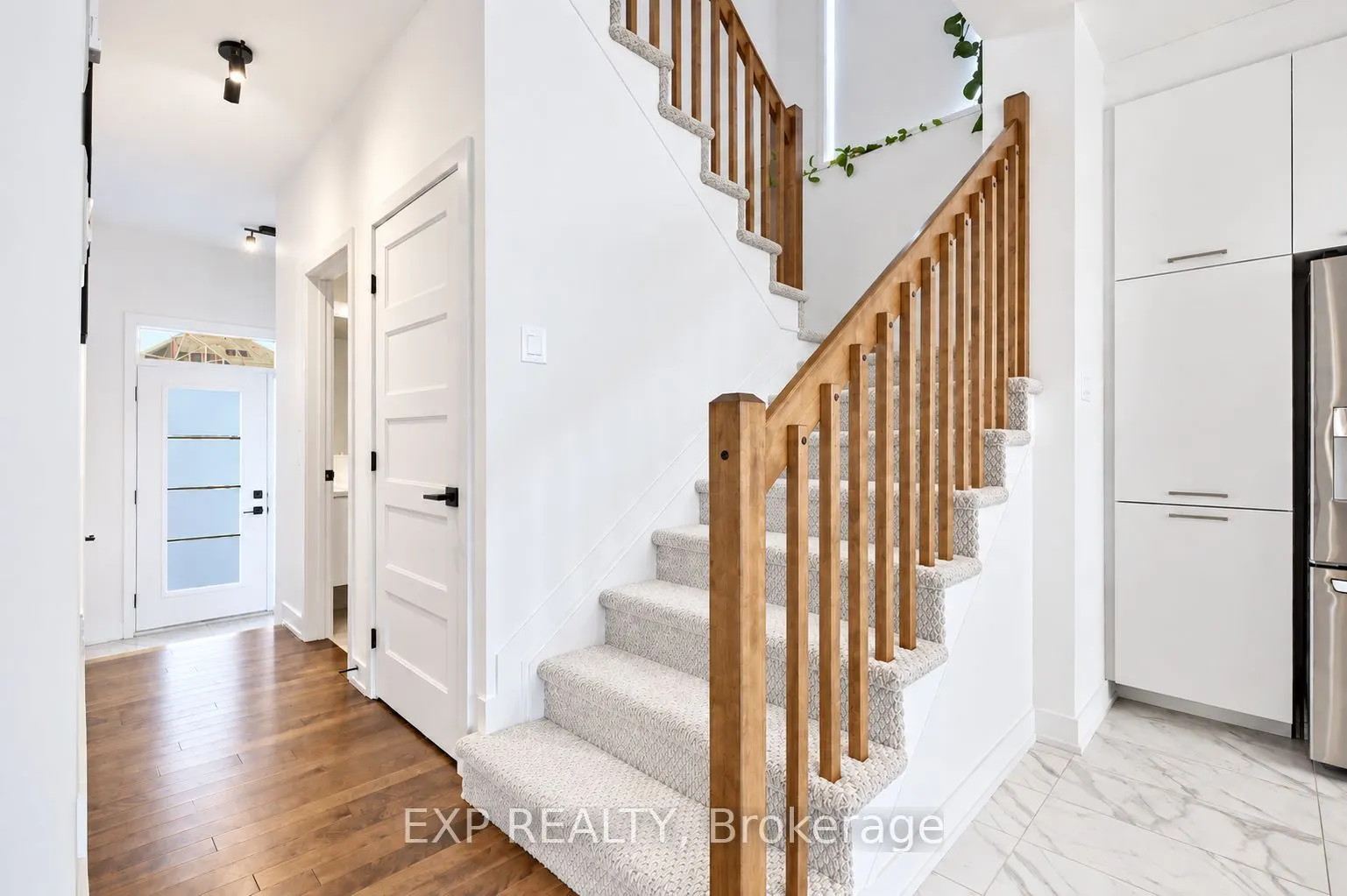 99 Rutile Street