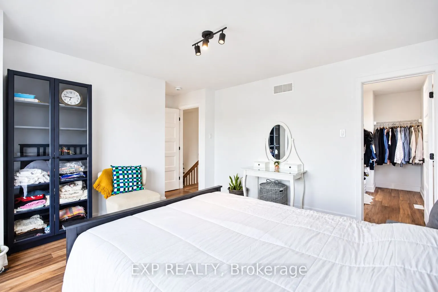 99 Rutile Street