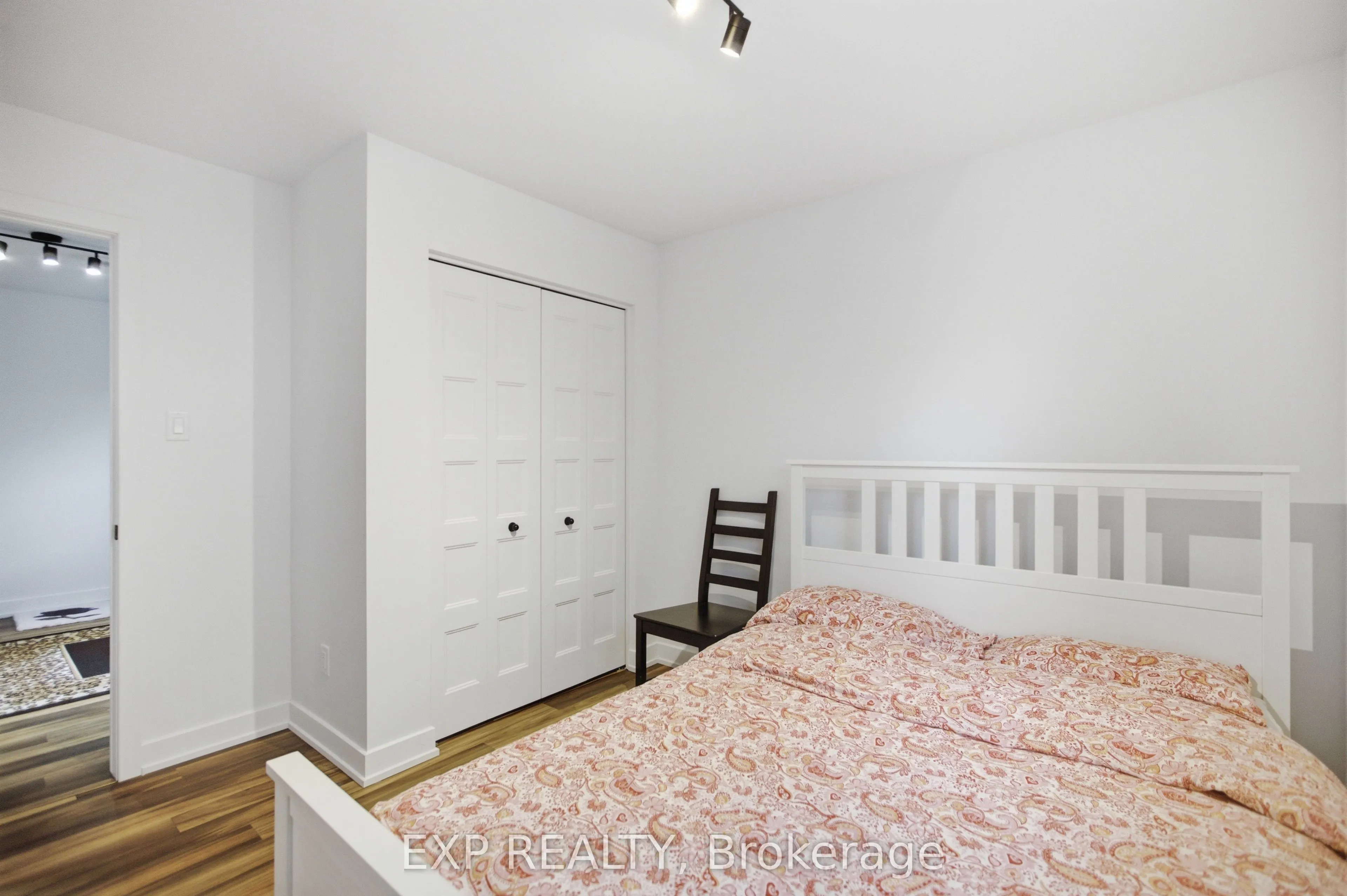 99 Rutile Street