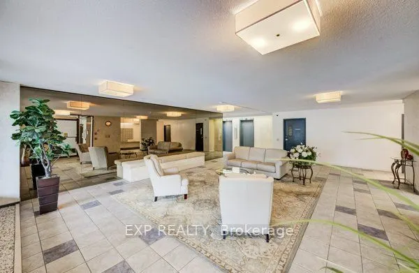 65 Westmount Road N #412