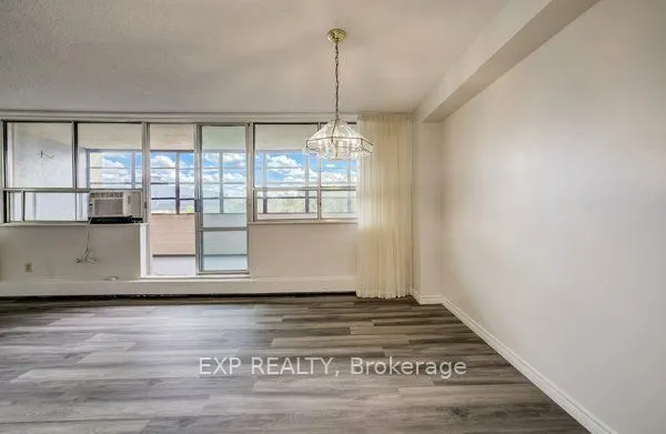 65 Westmount Road N #412
