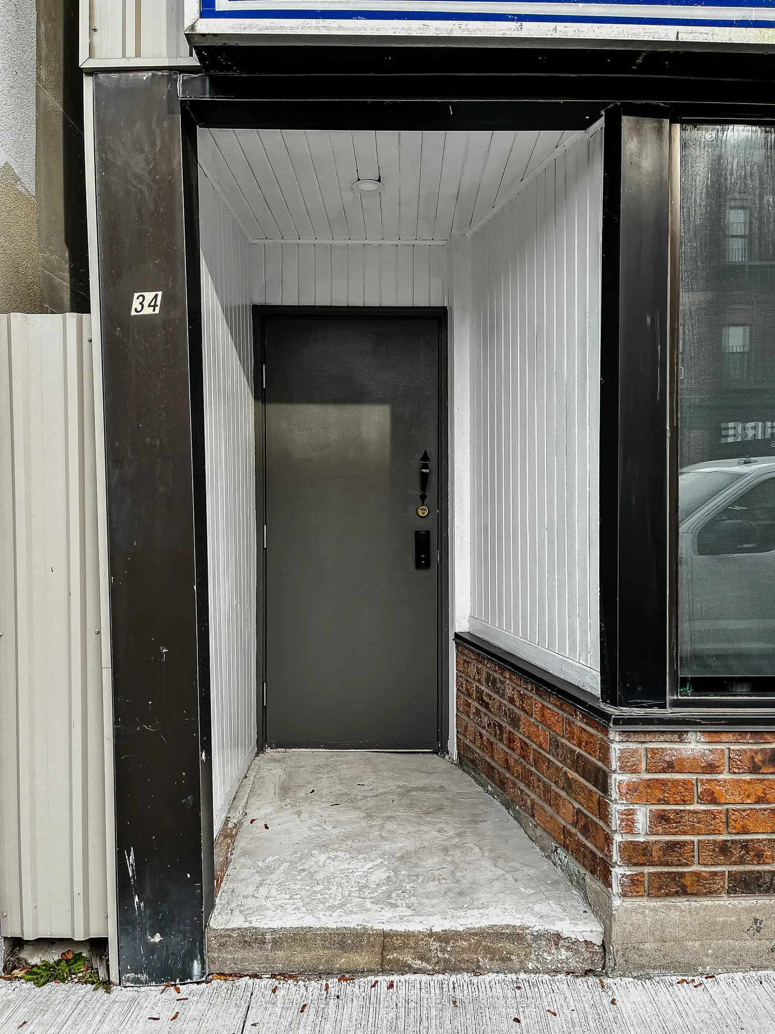 34 Main Street