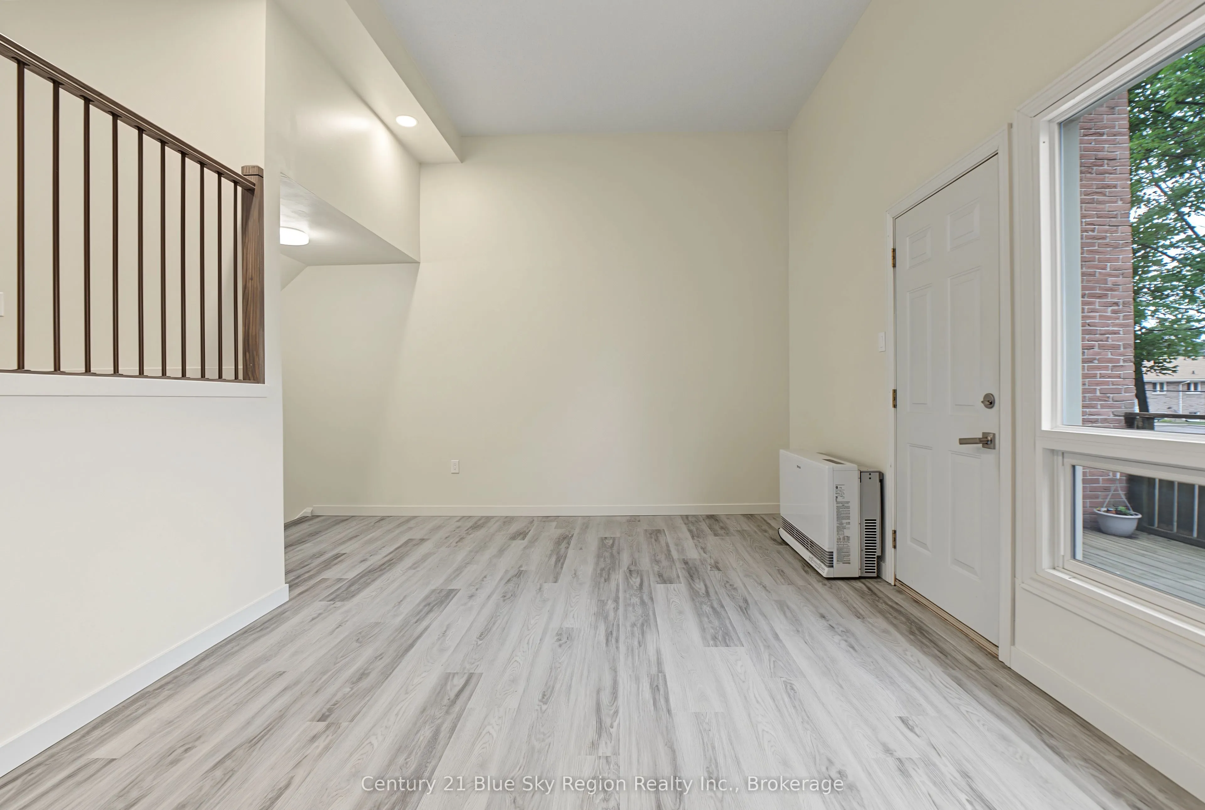 644 Lakeshore Drive #24