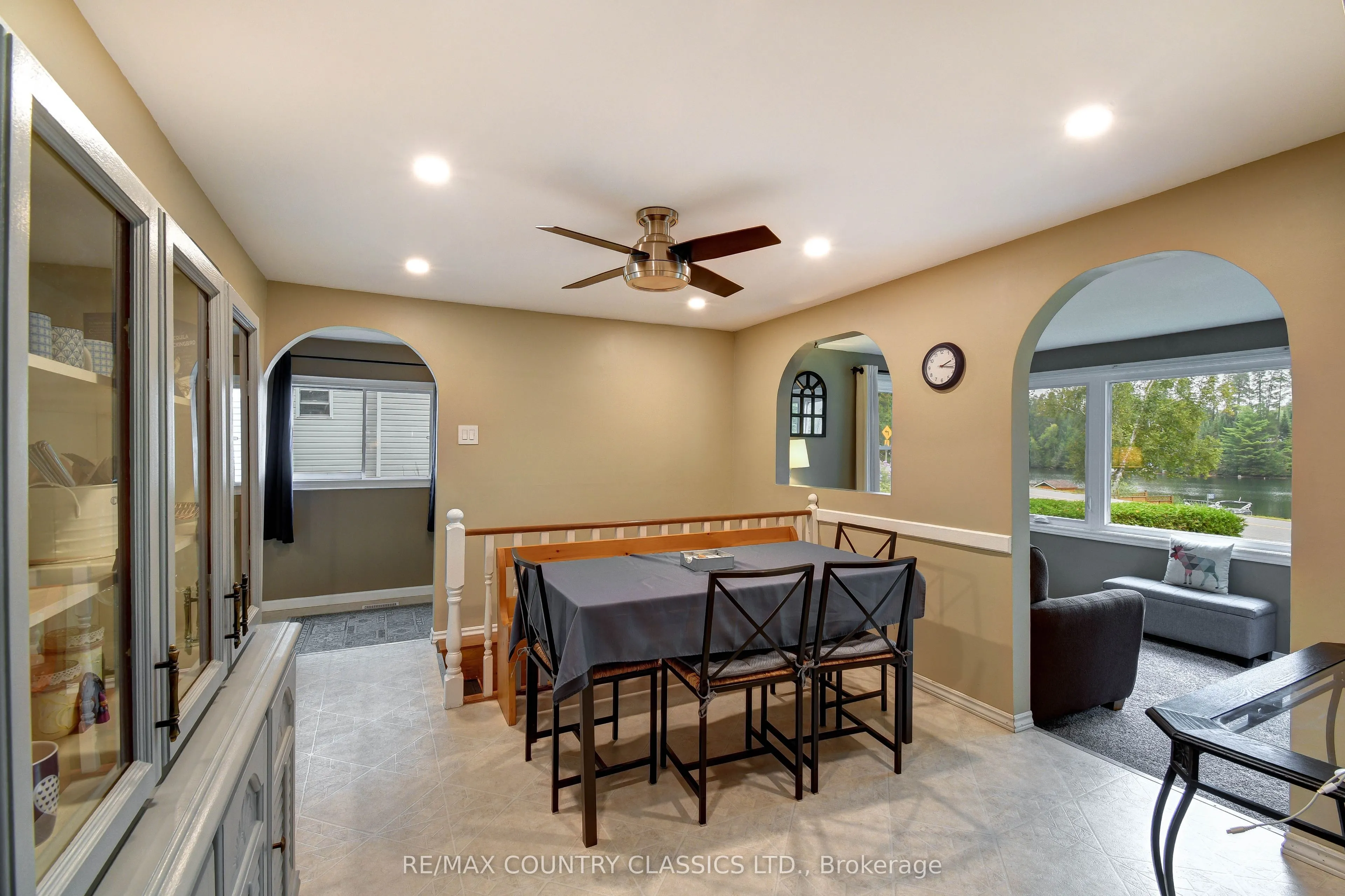 1055 Burleigh Road