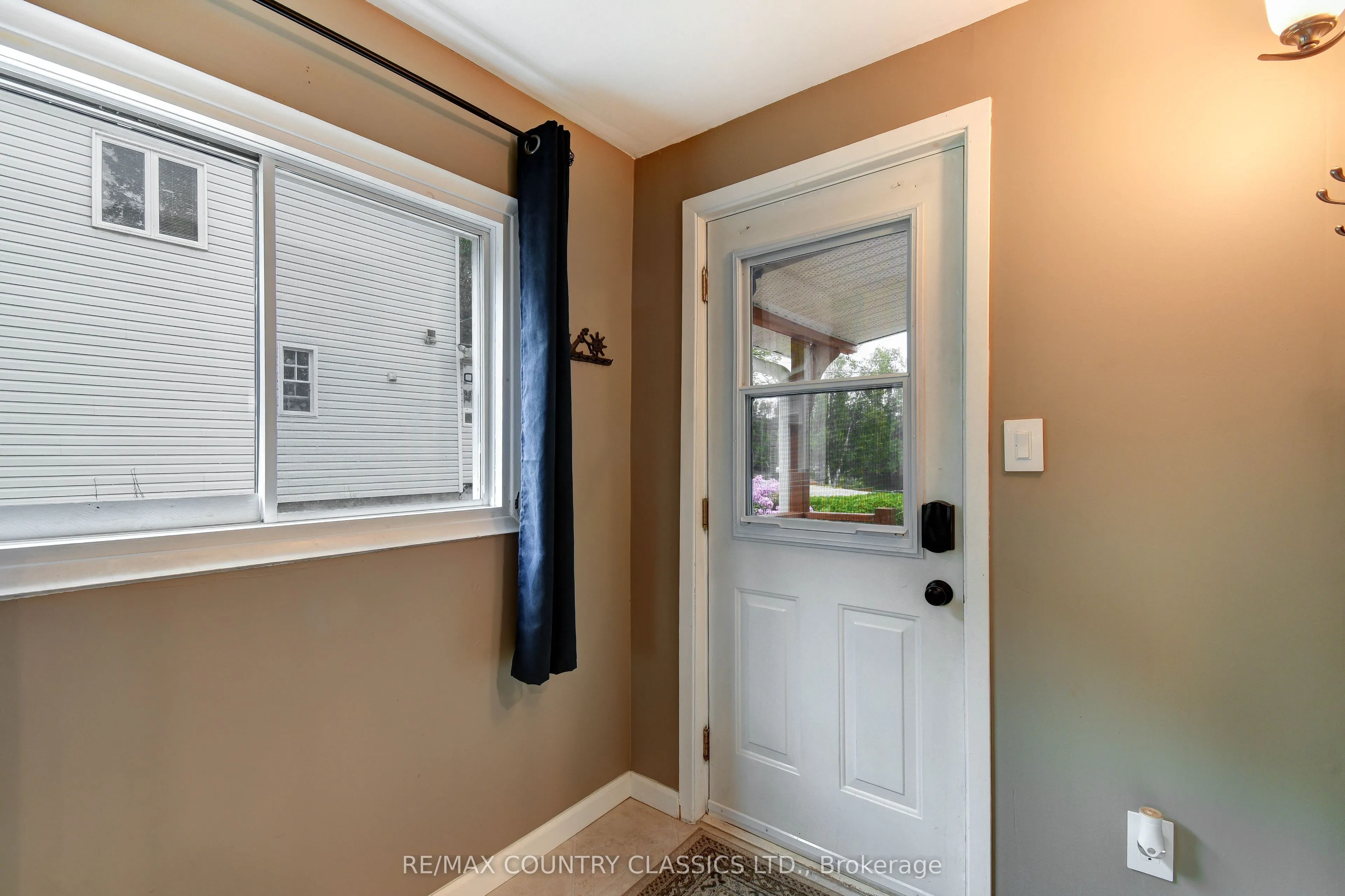 1055 Burleigh Road