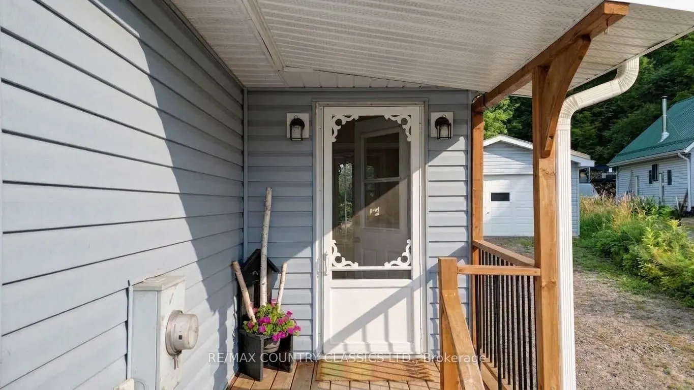 1055 Burleigh Road