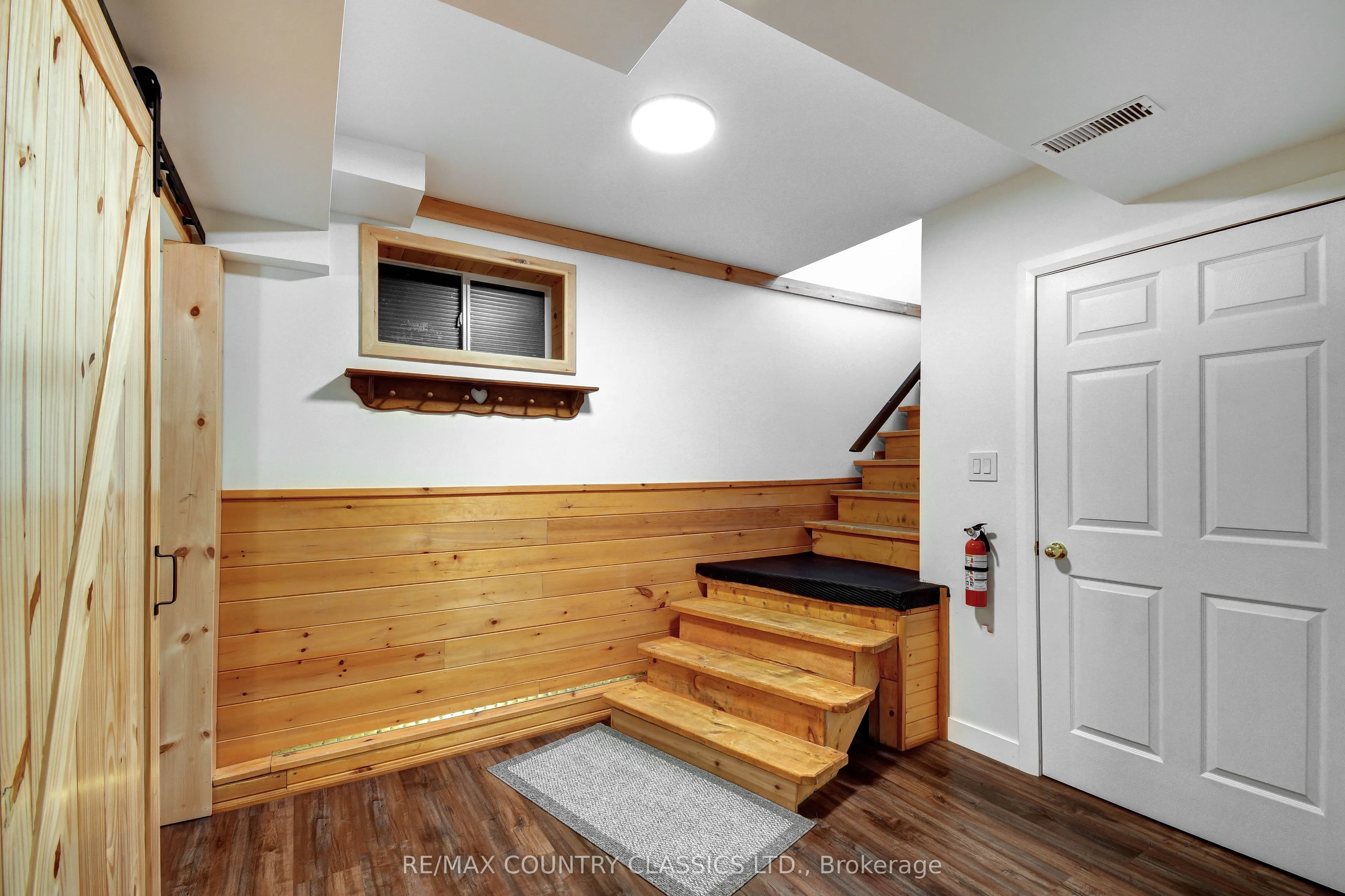 1055 Burleigh Road