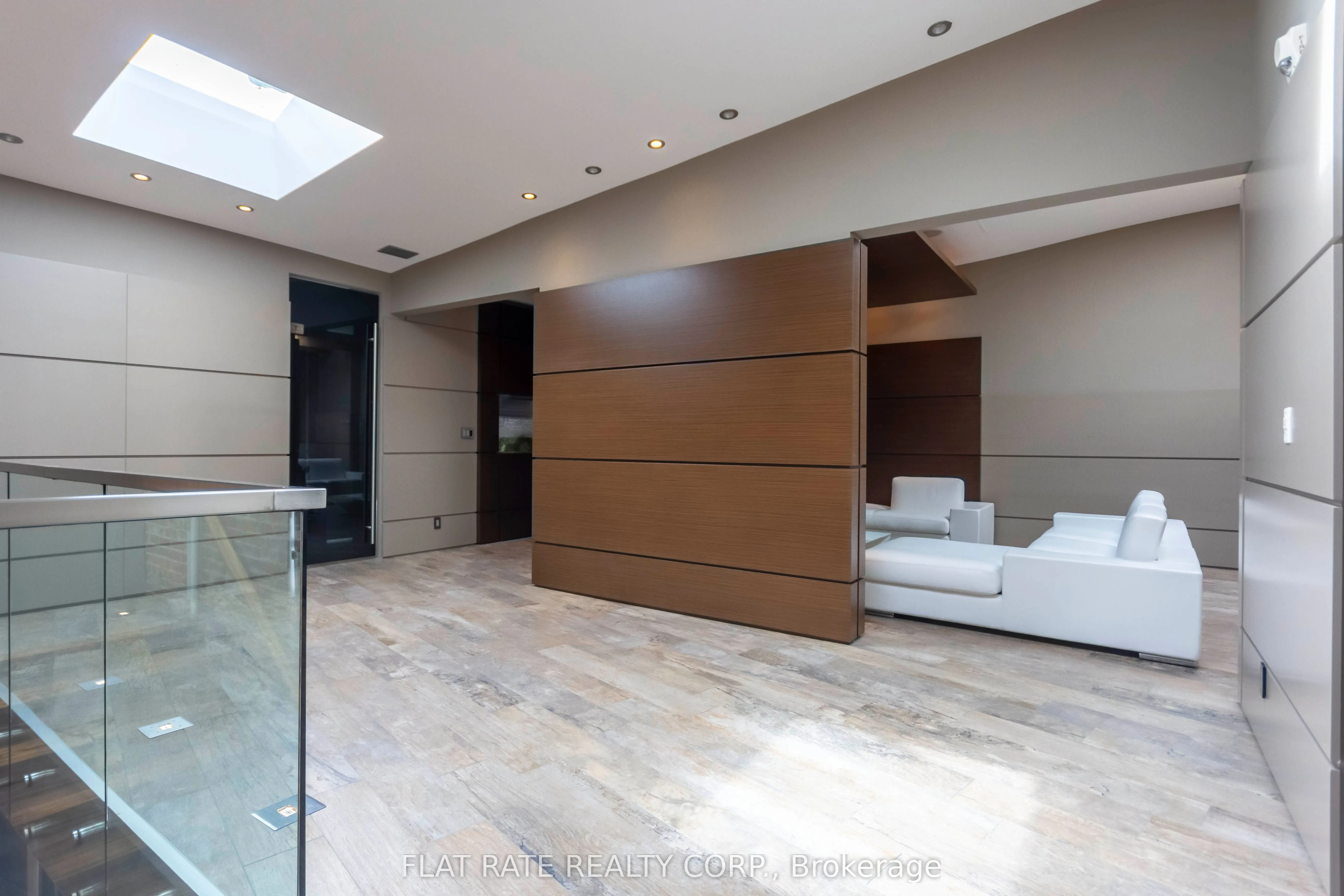 139-141 HUNTER Street W