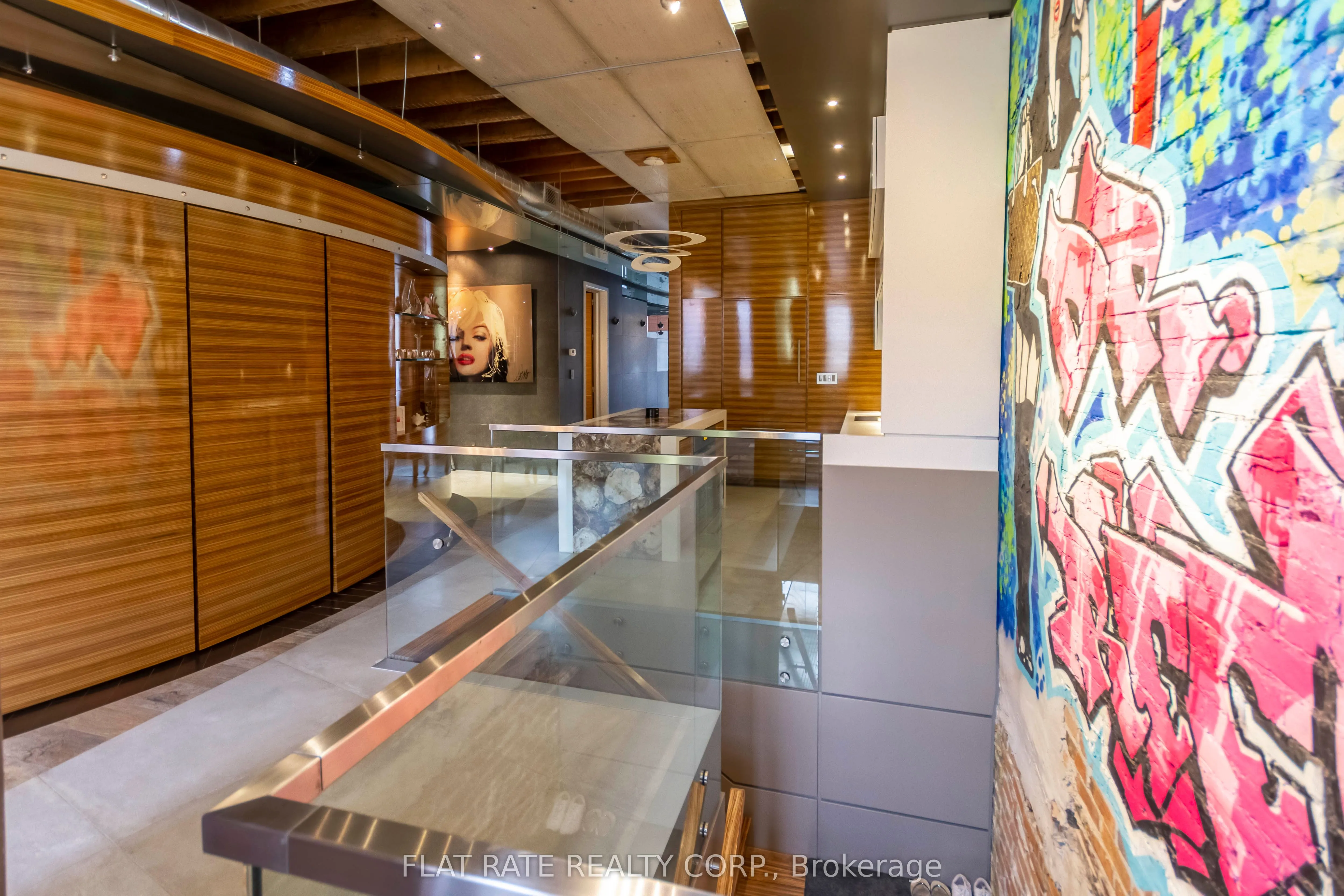 139-141 HUNTER Street W