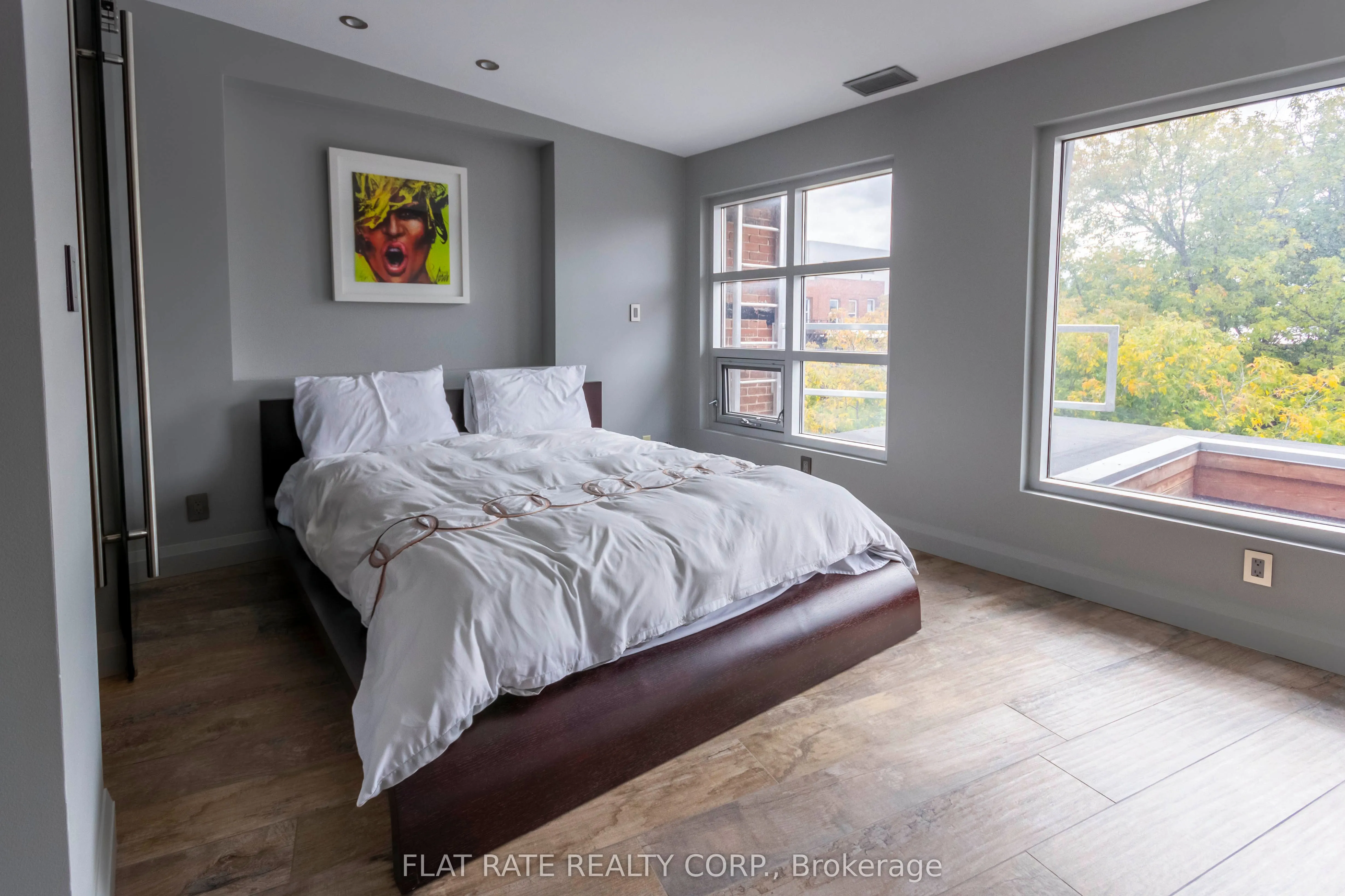 139-141 HUNTER Street W