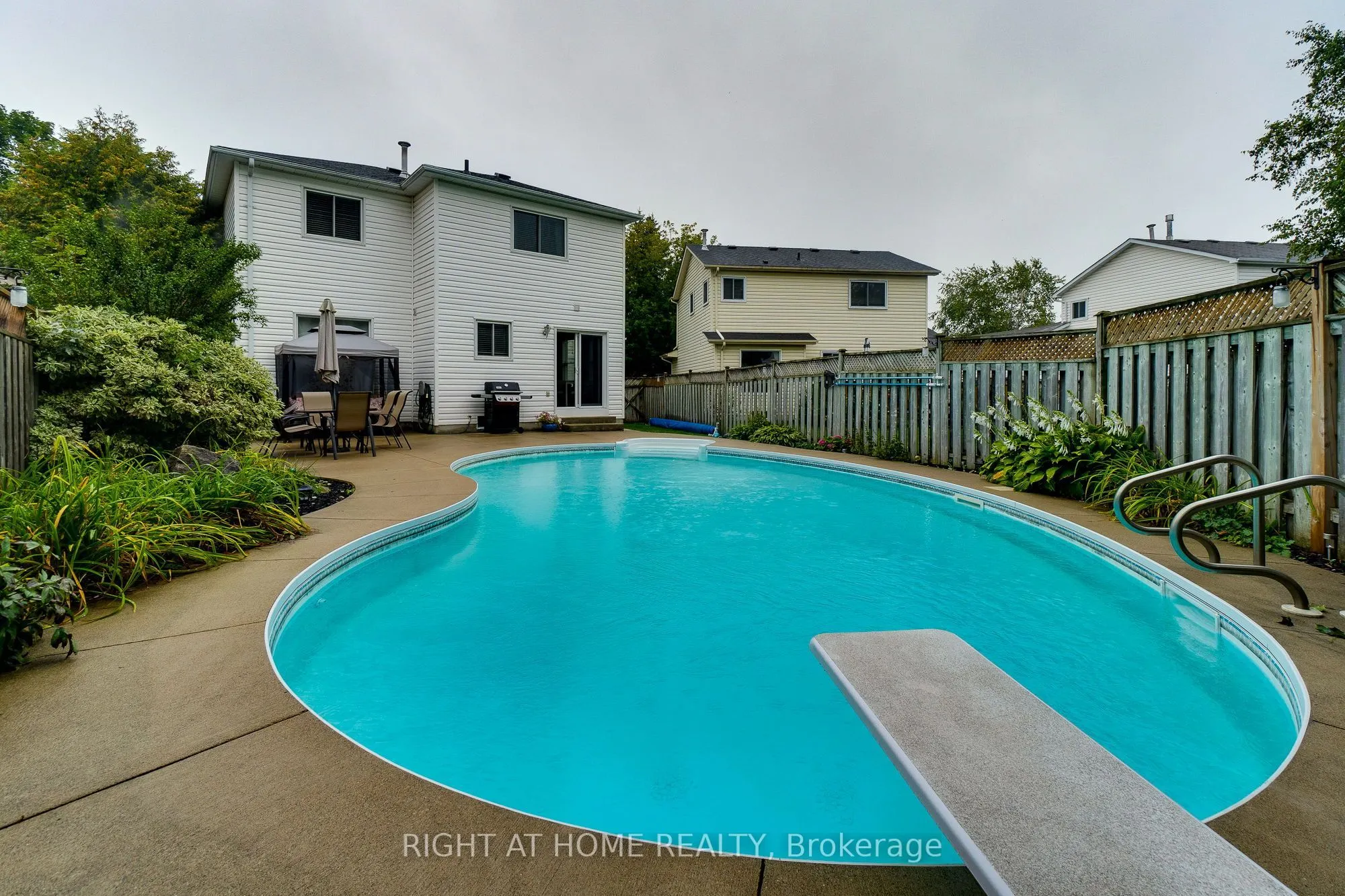 234 Philip Court W