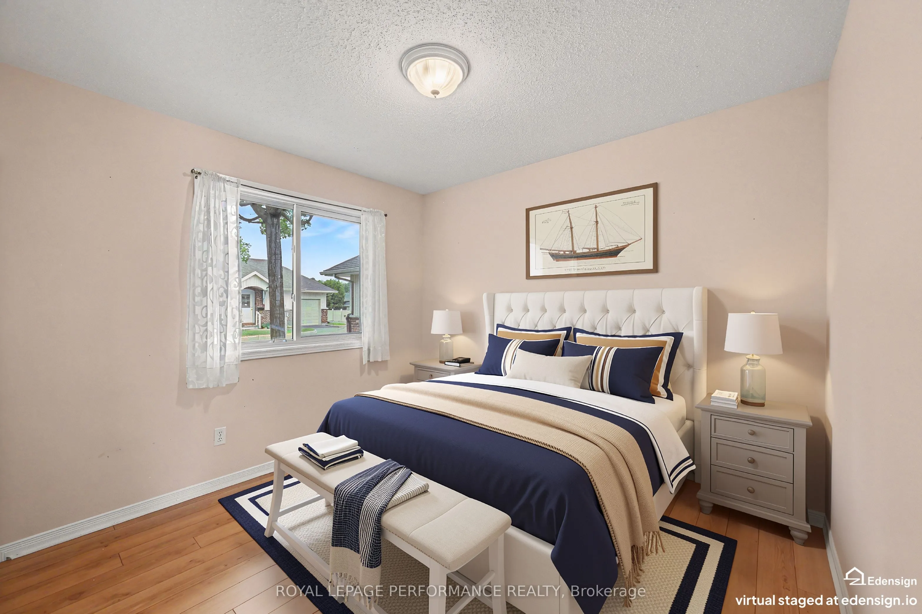 18 Daphne Crescent #18