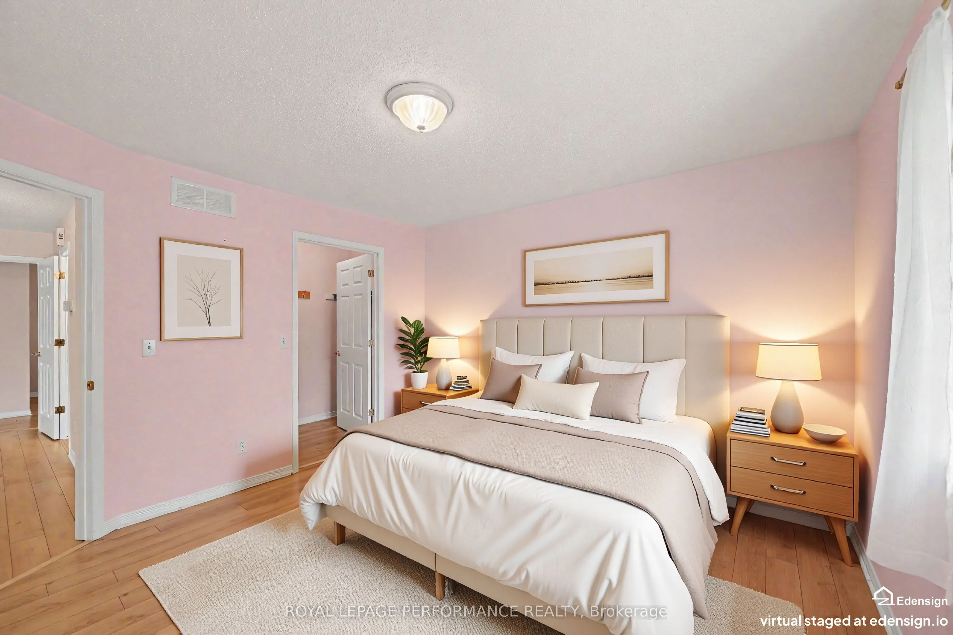 18 Daphne Crescent #18