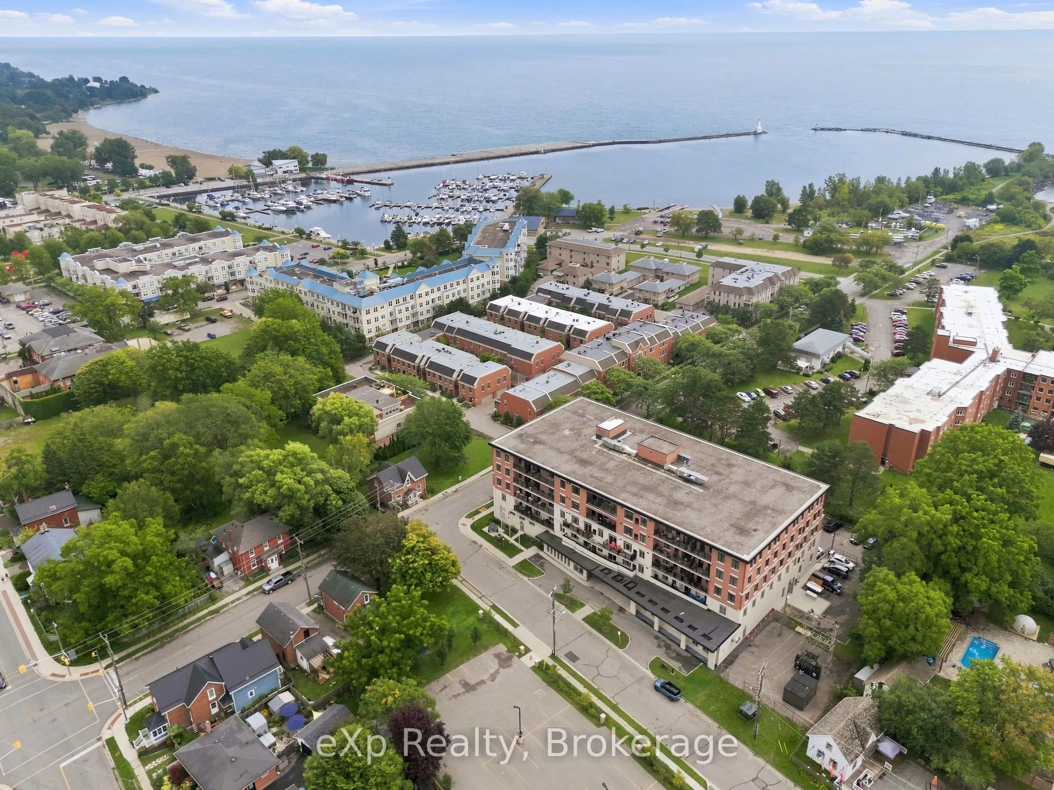 135 Orr Street #103
