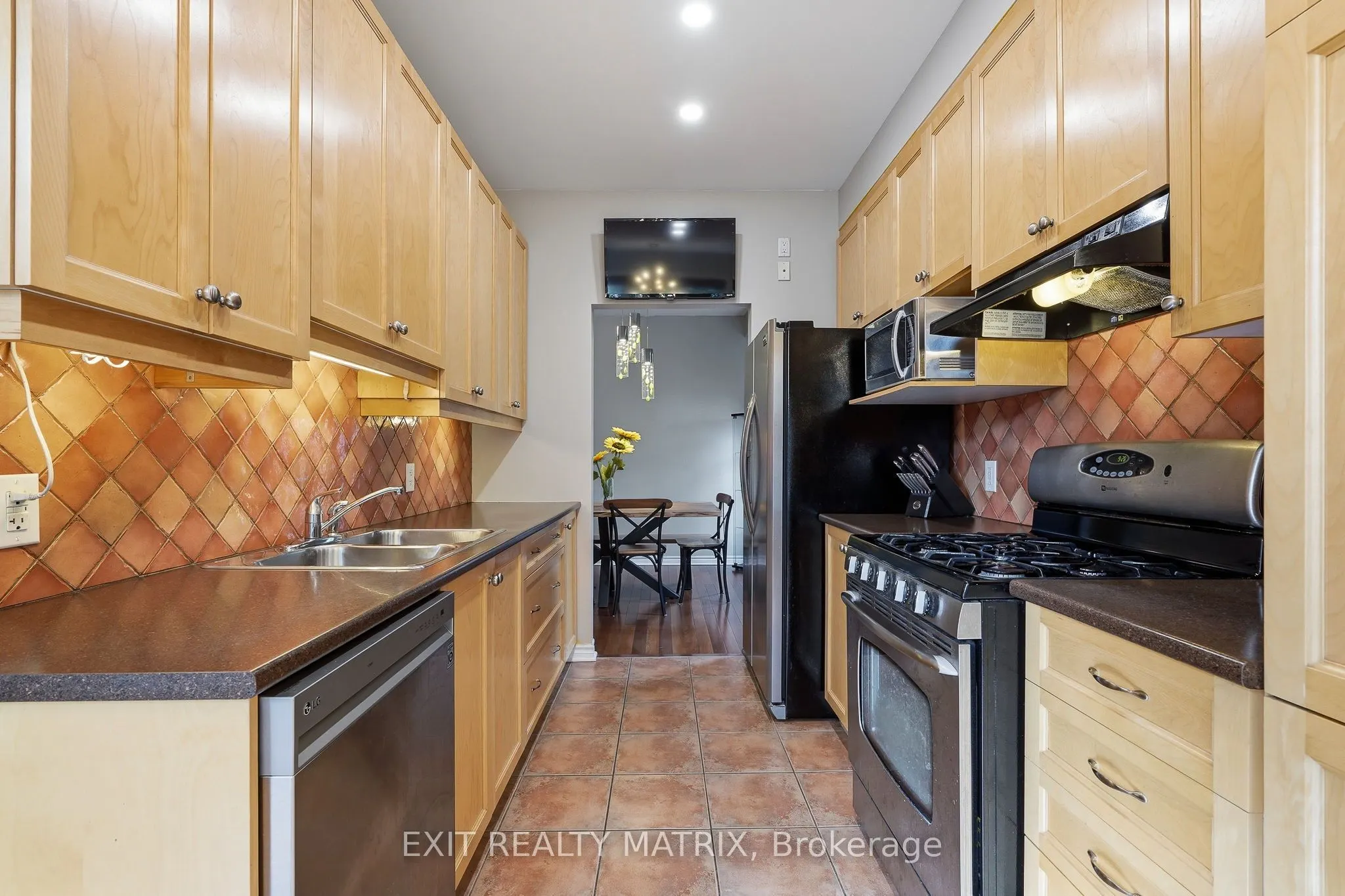 4233 Kelly Farm Drive