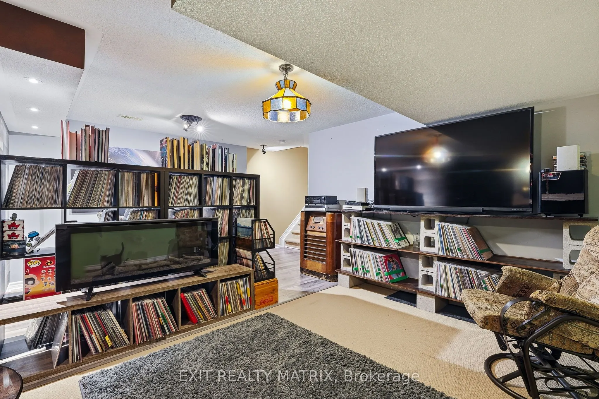 4233 Kelly Farm Drive