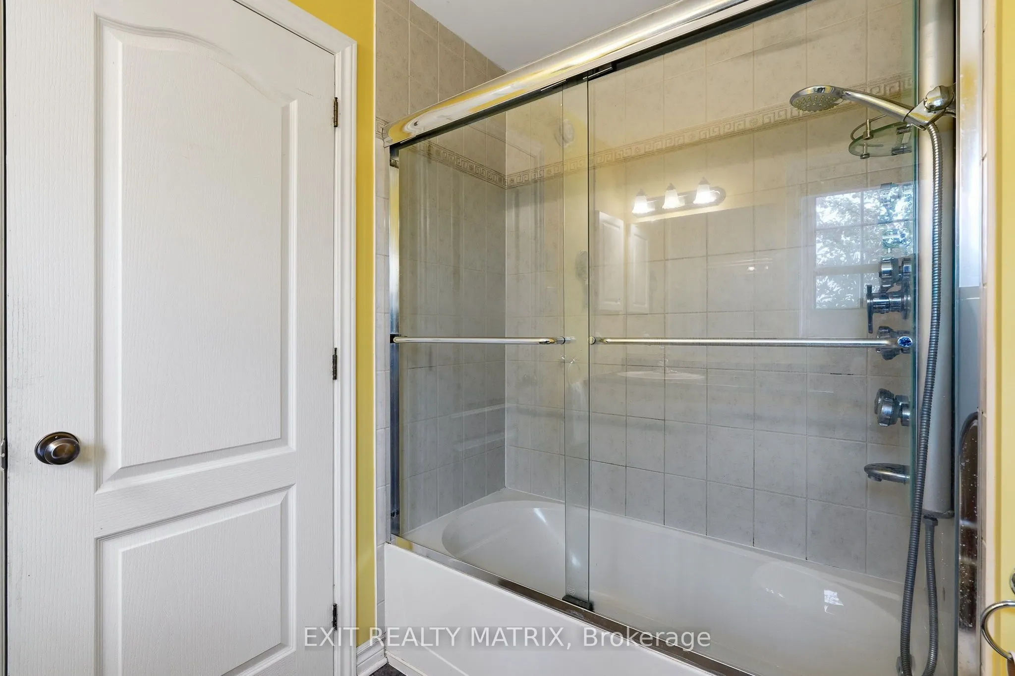 4233 Kelly Farm Drive