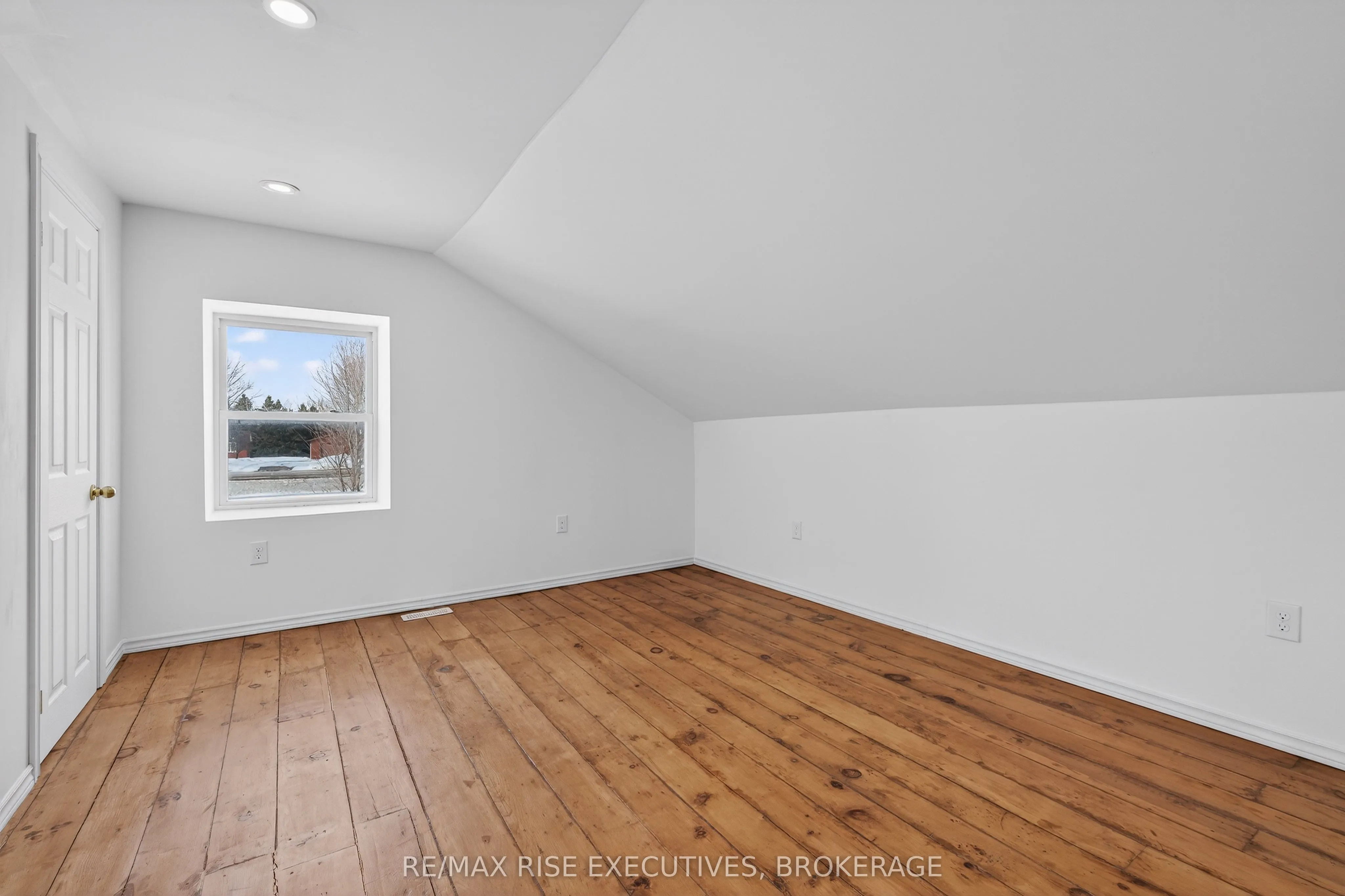 750 Moira Road