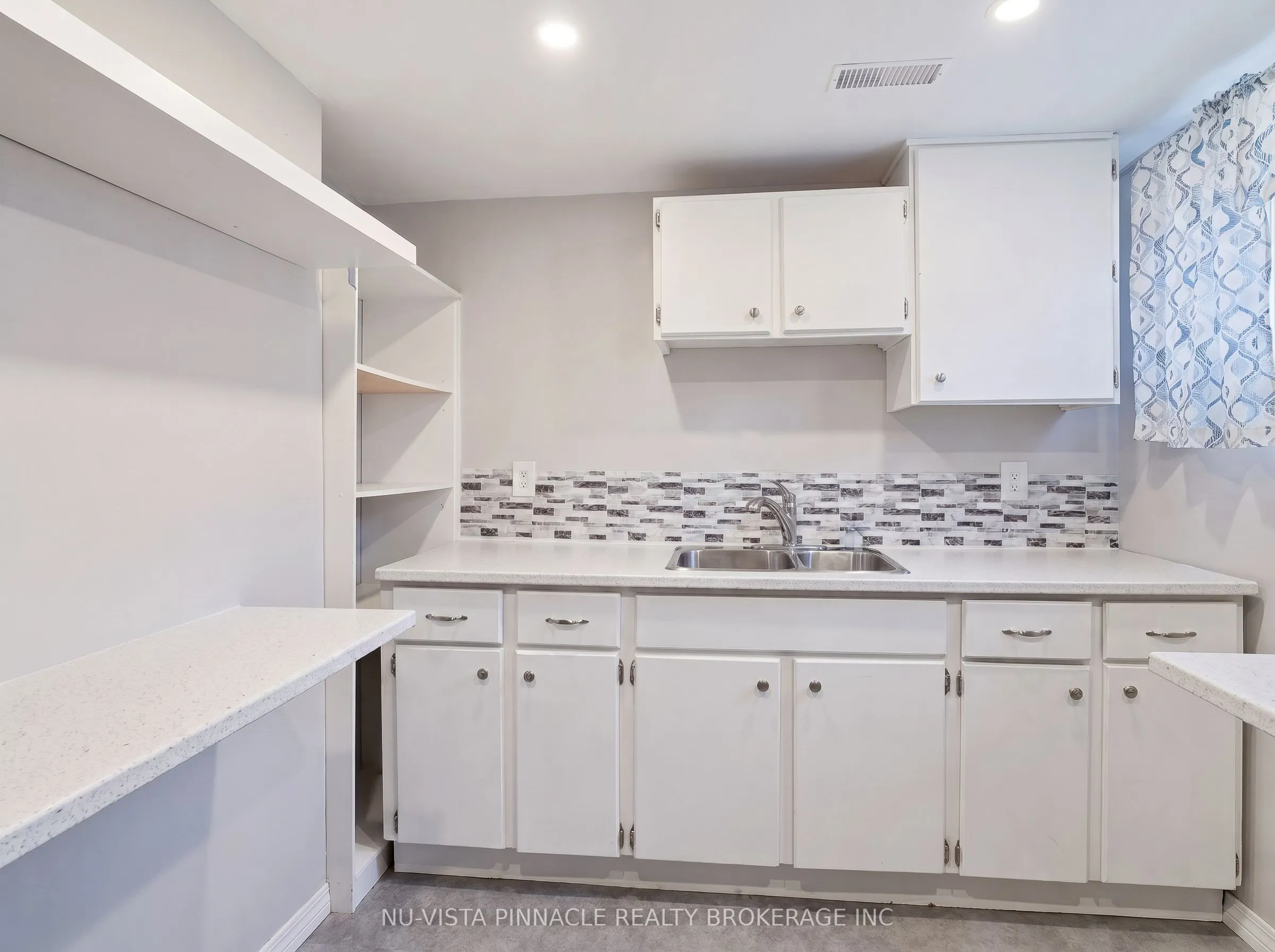 56 KINTAIL Crescent