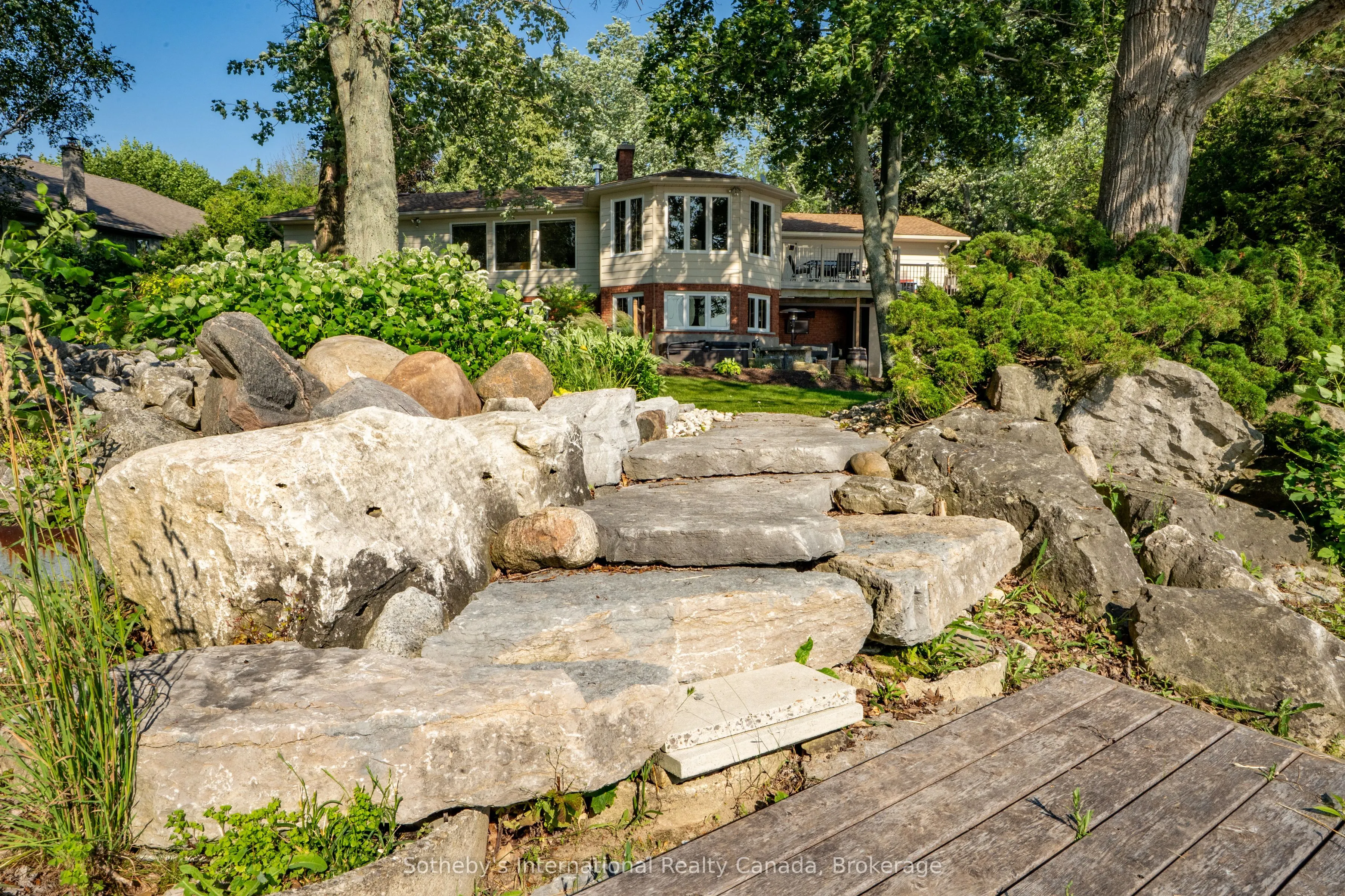 359288 Grey Rd 15