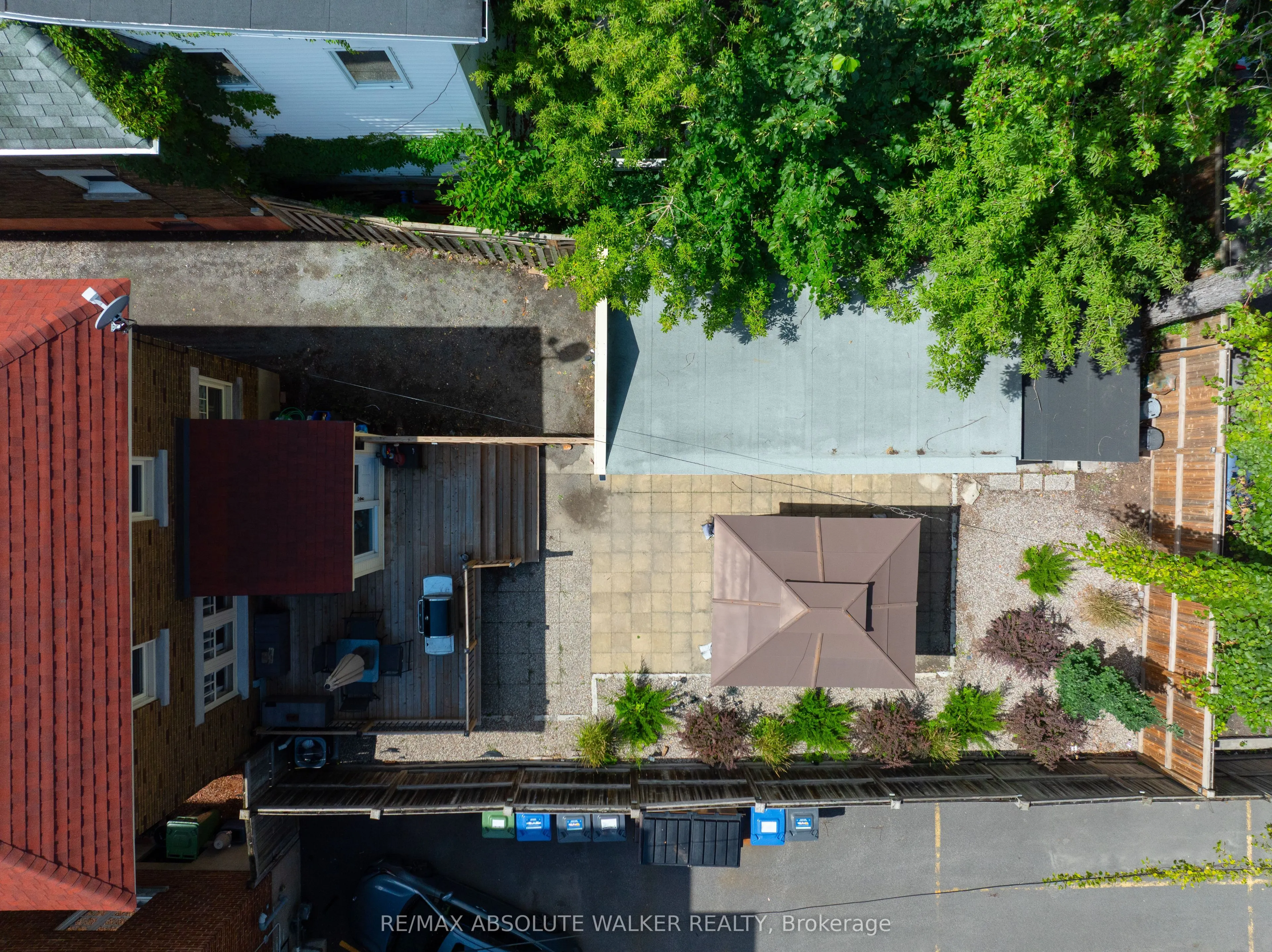 425 Besserer Street