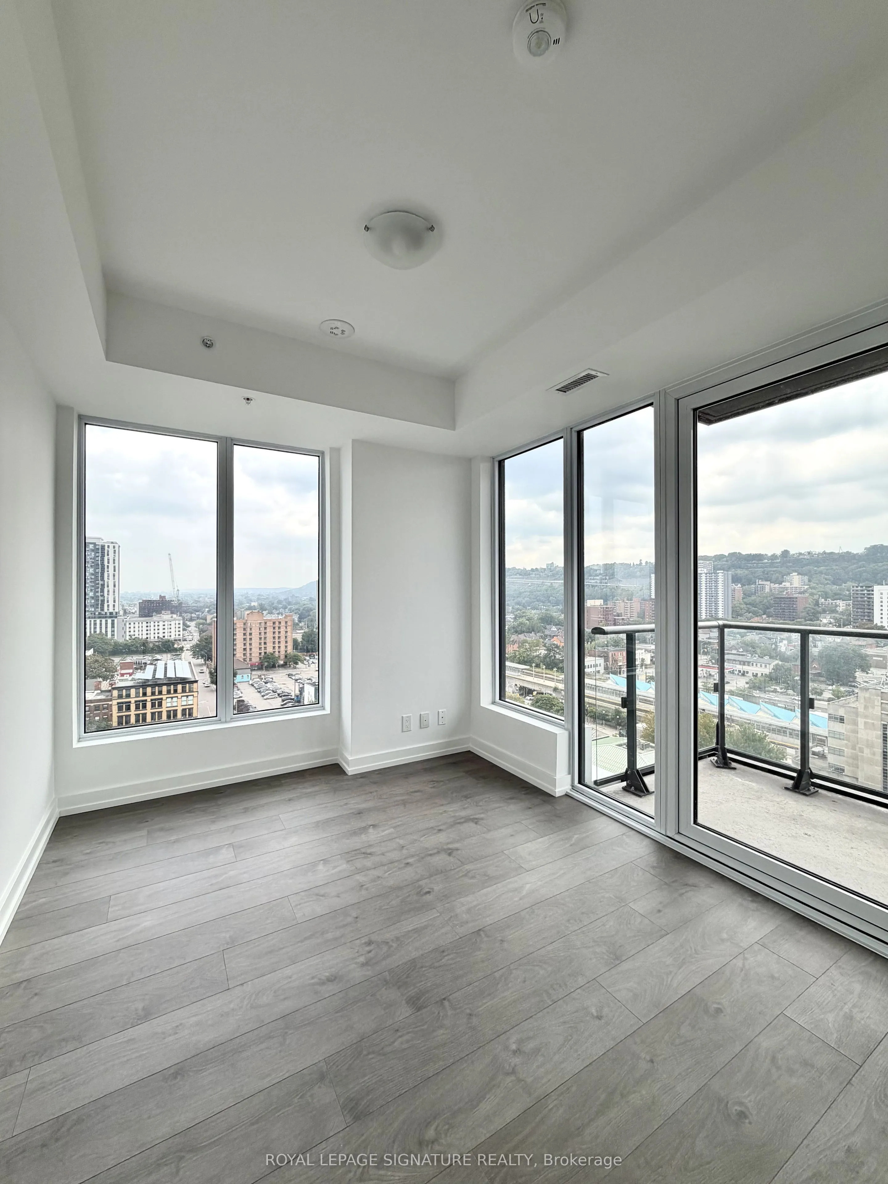 75 James Street #1414