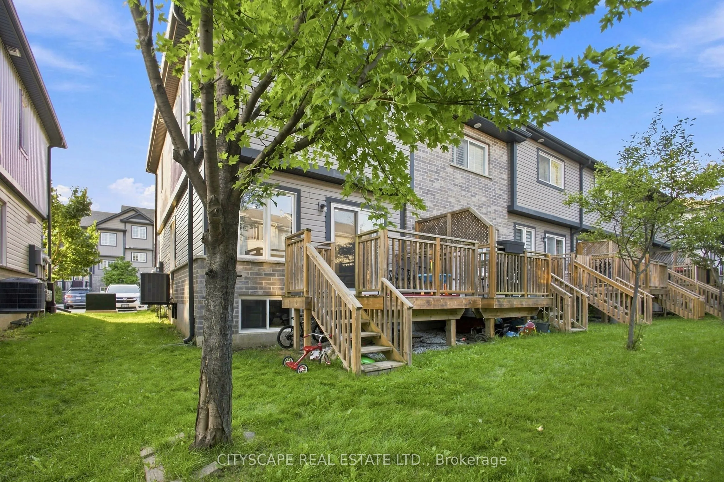 350 Dundas Street S #37