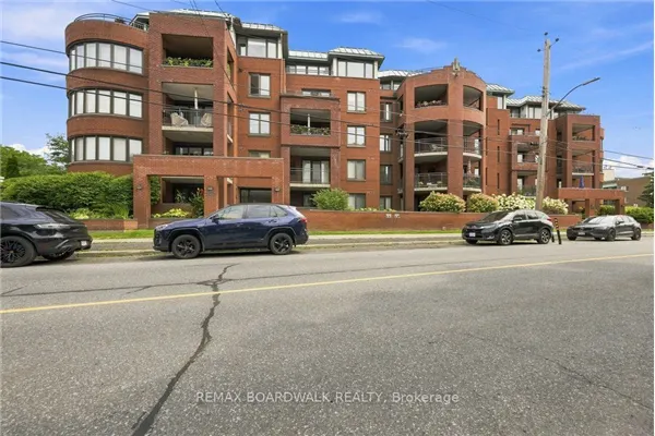 959 North River Road #307