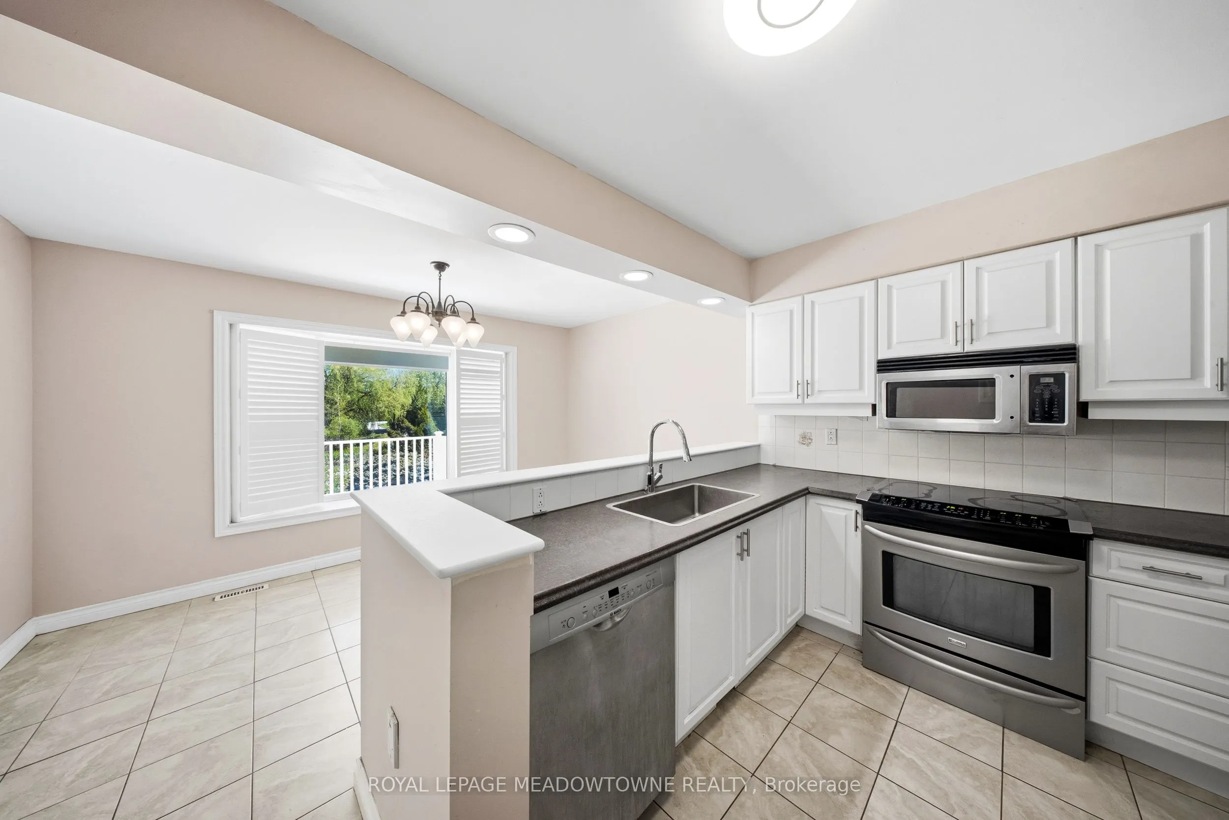 9078 Wellington Rd 124