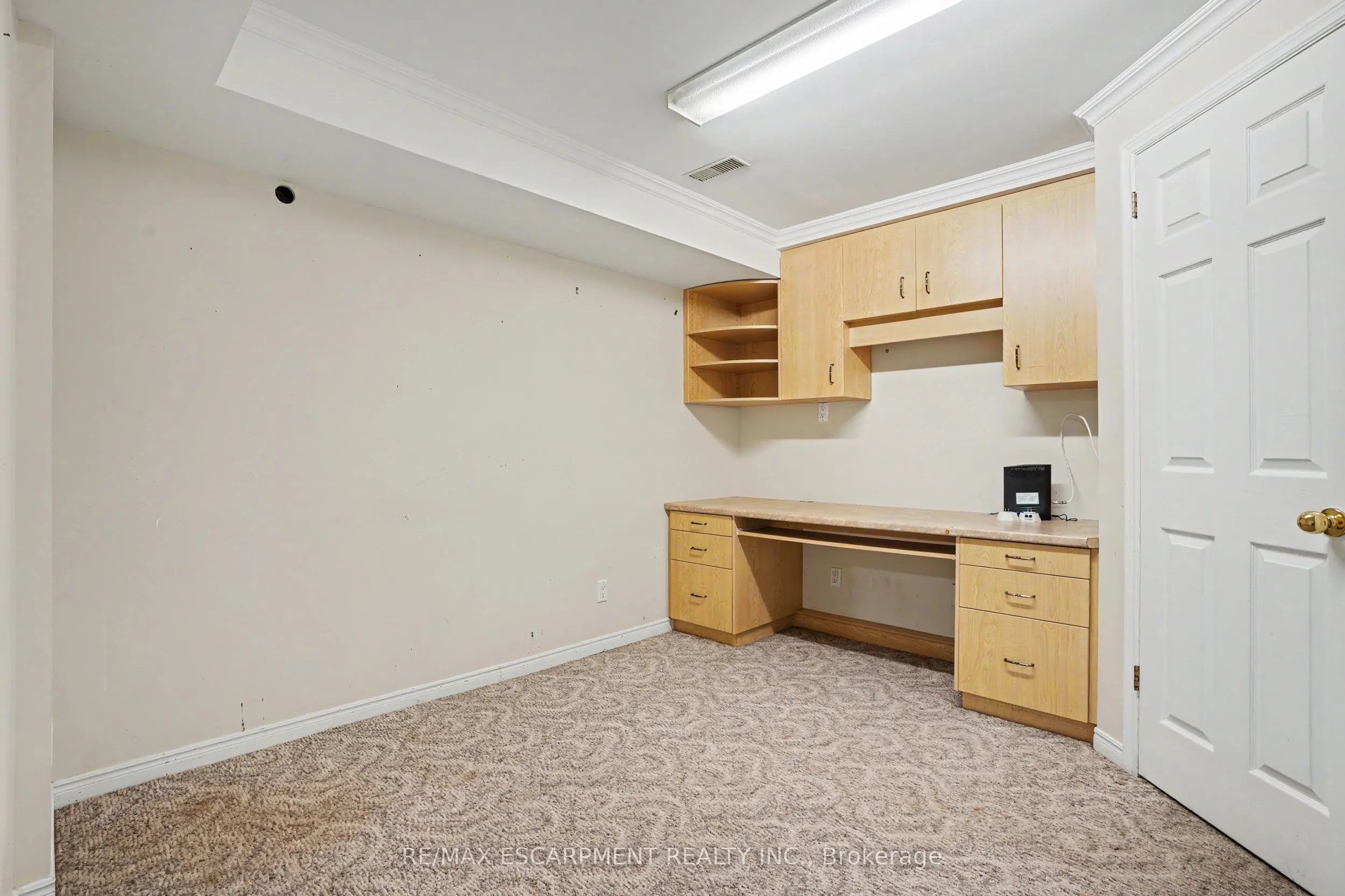 21 Farewell Crescent