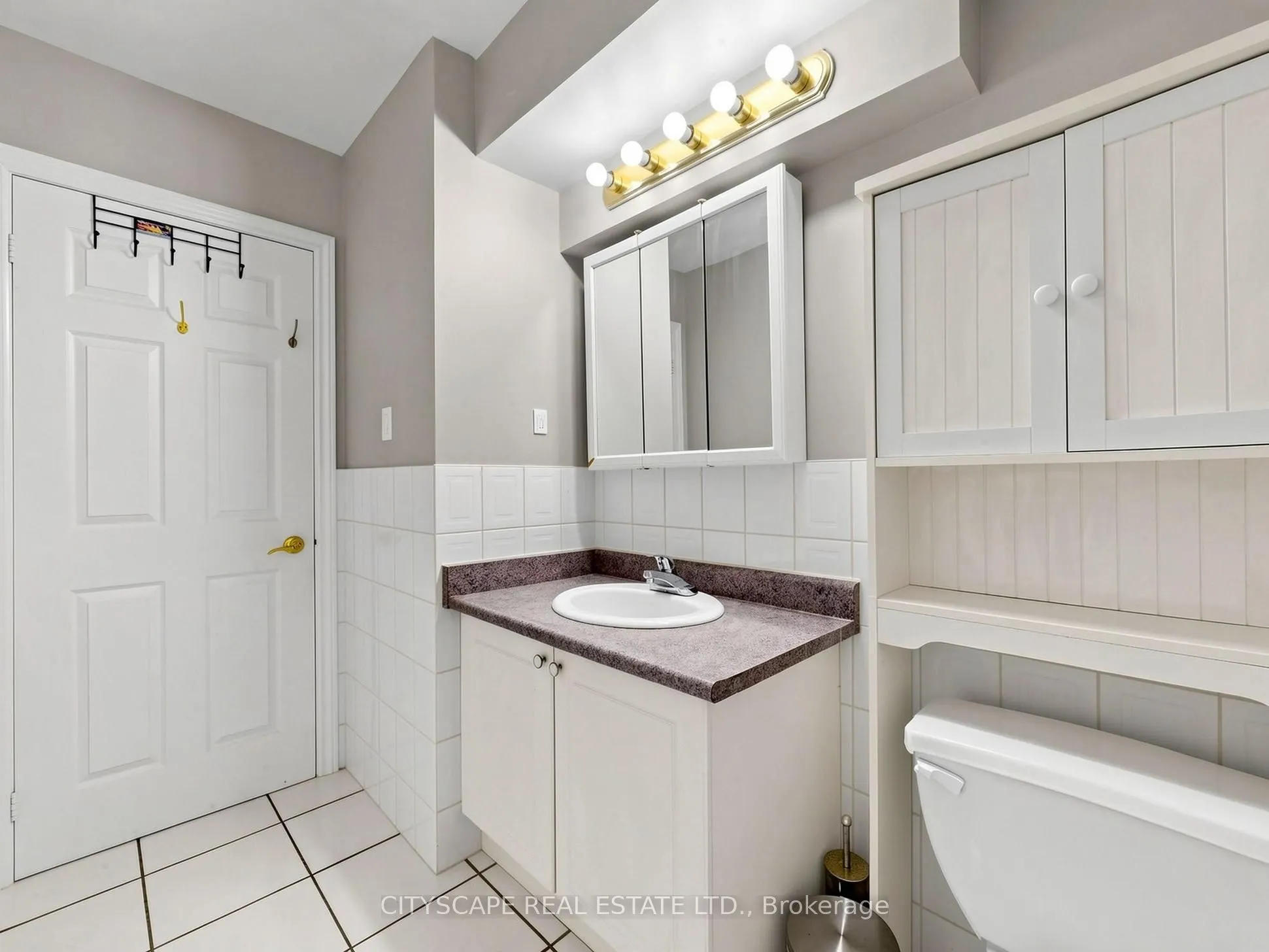 851 Queenston Road #708