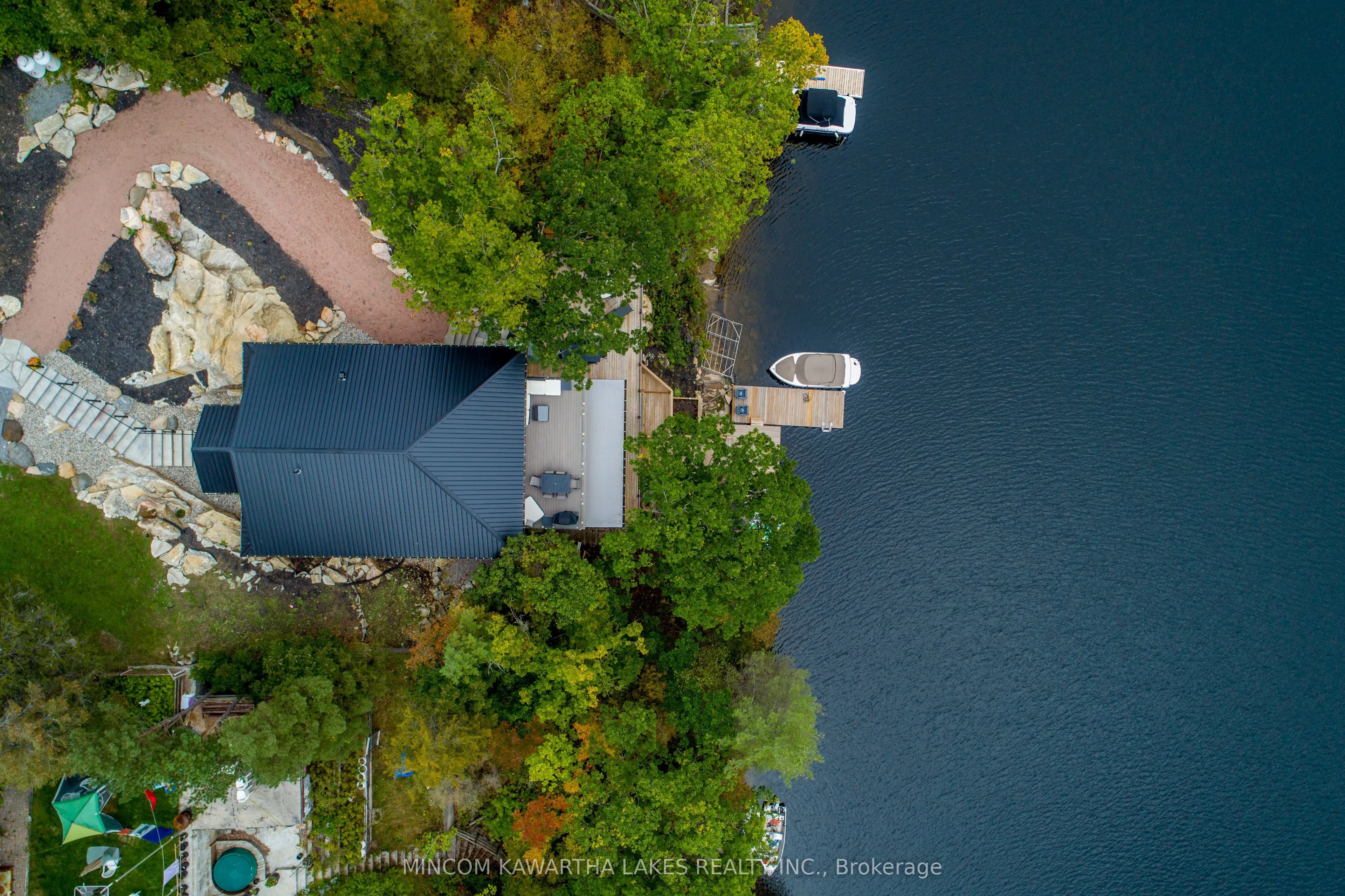 1416 Northey's Bay Road