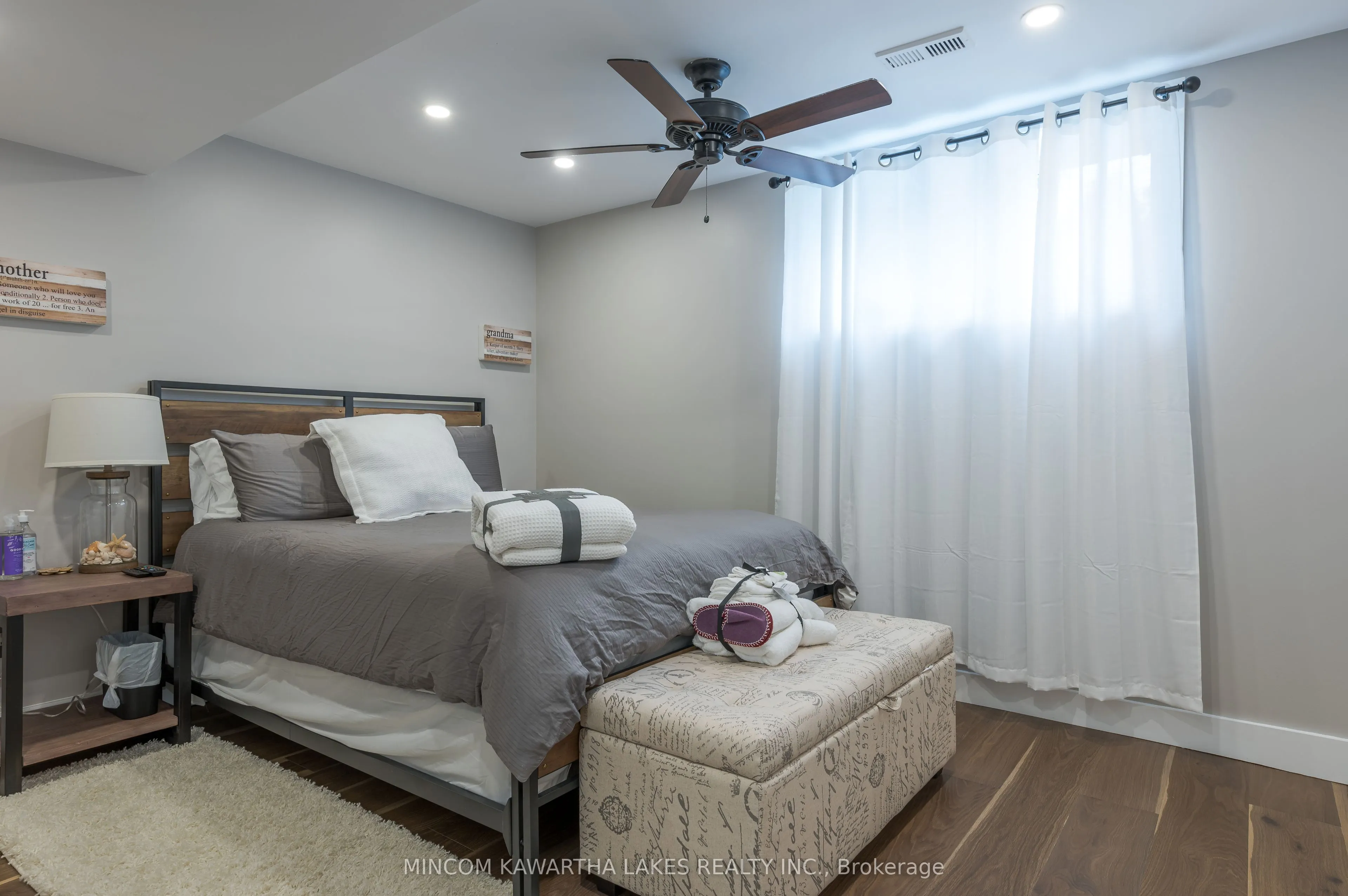 1416 Northey's Bay Road