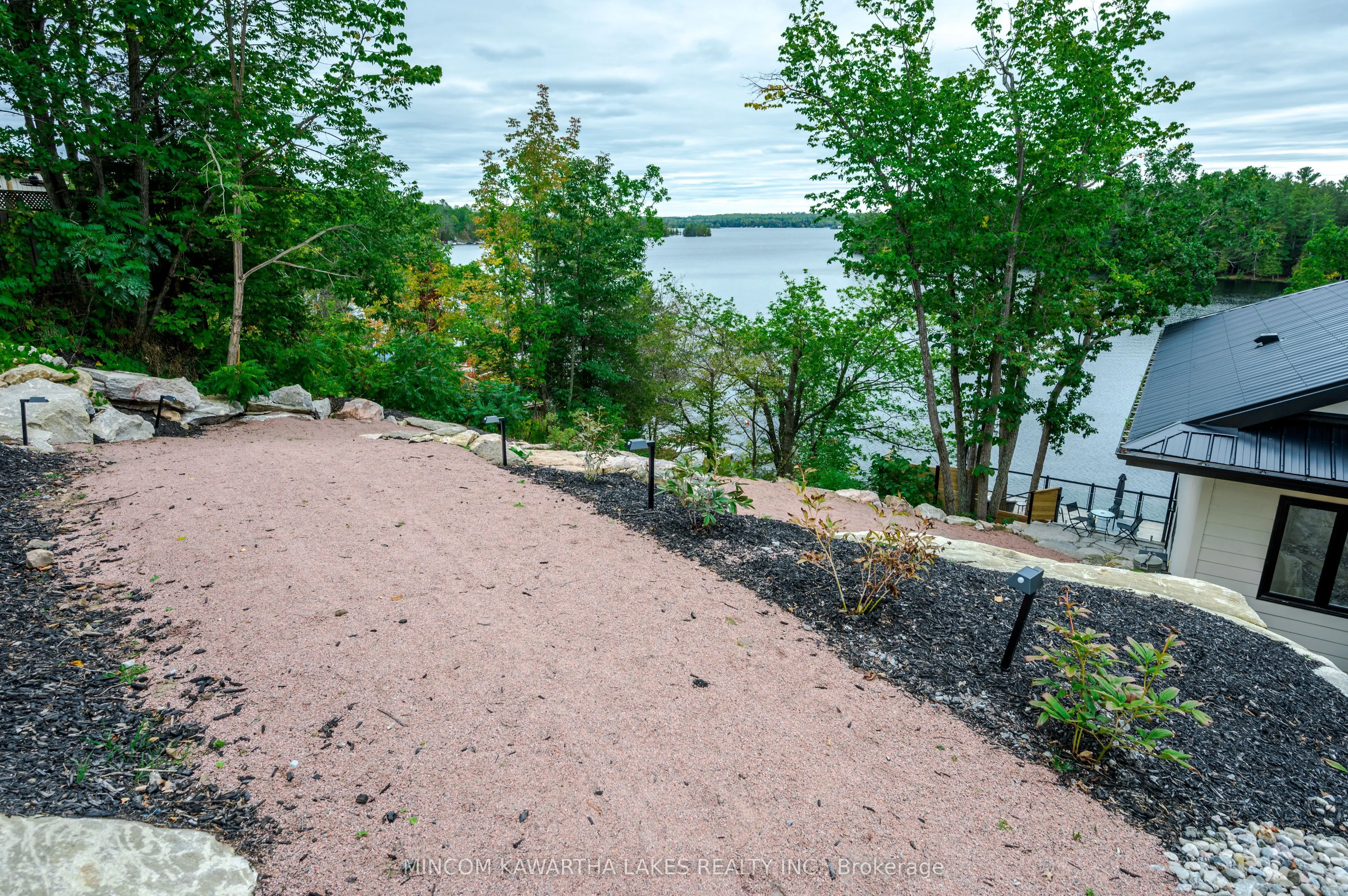 1416 Northey's Bay Road