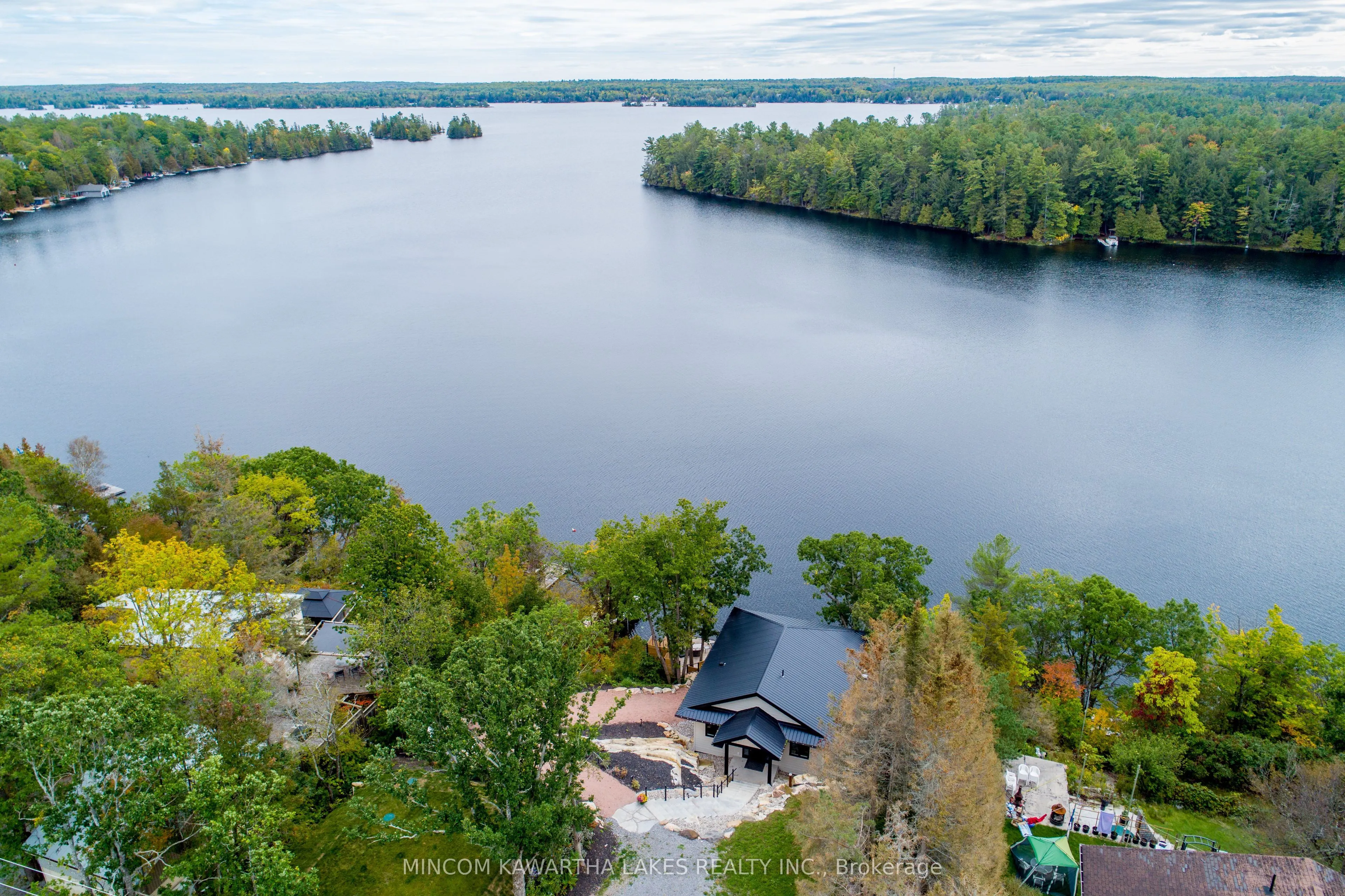 1416 Northey's Bay Road