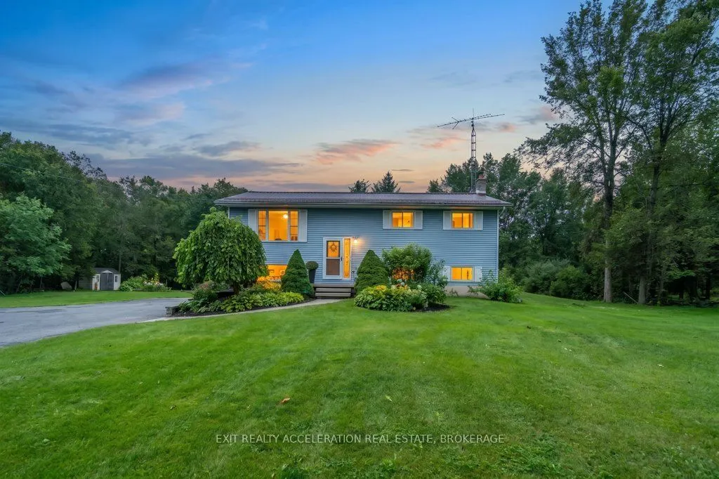 4524 County Rd 1 E