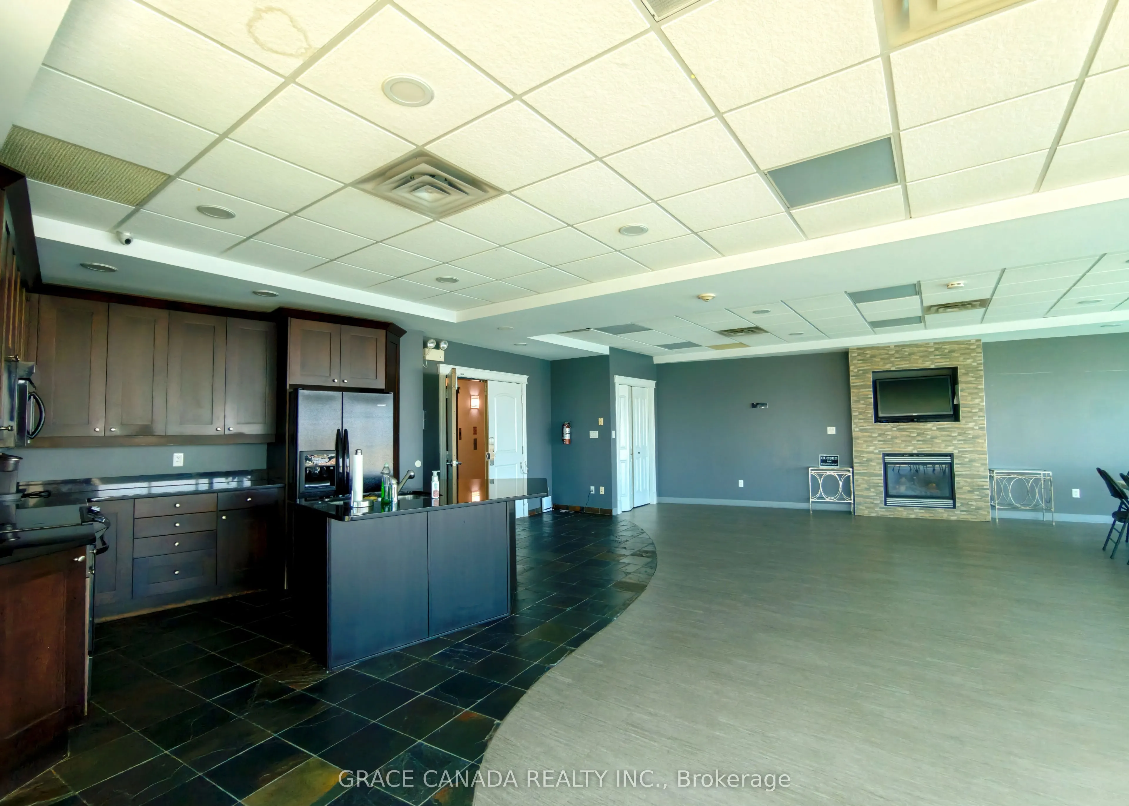 1225 Riverside Drive W #504