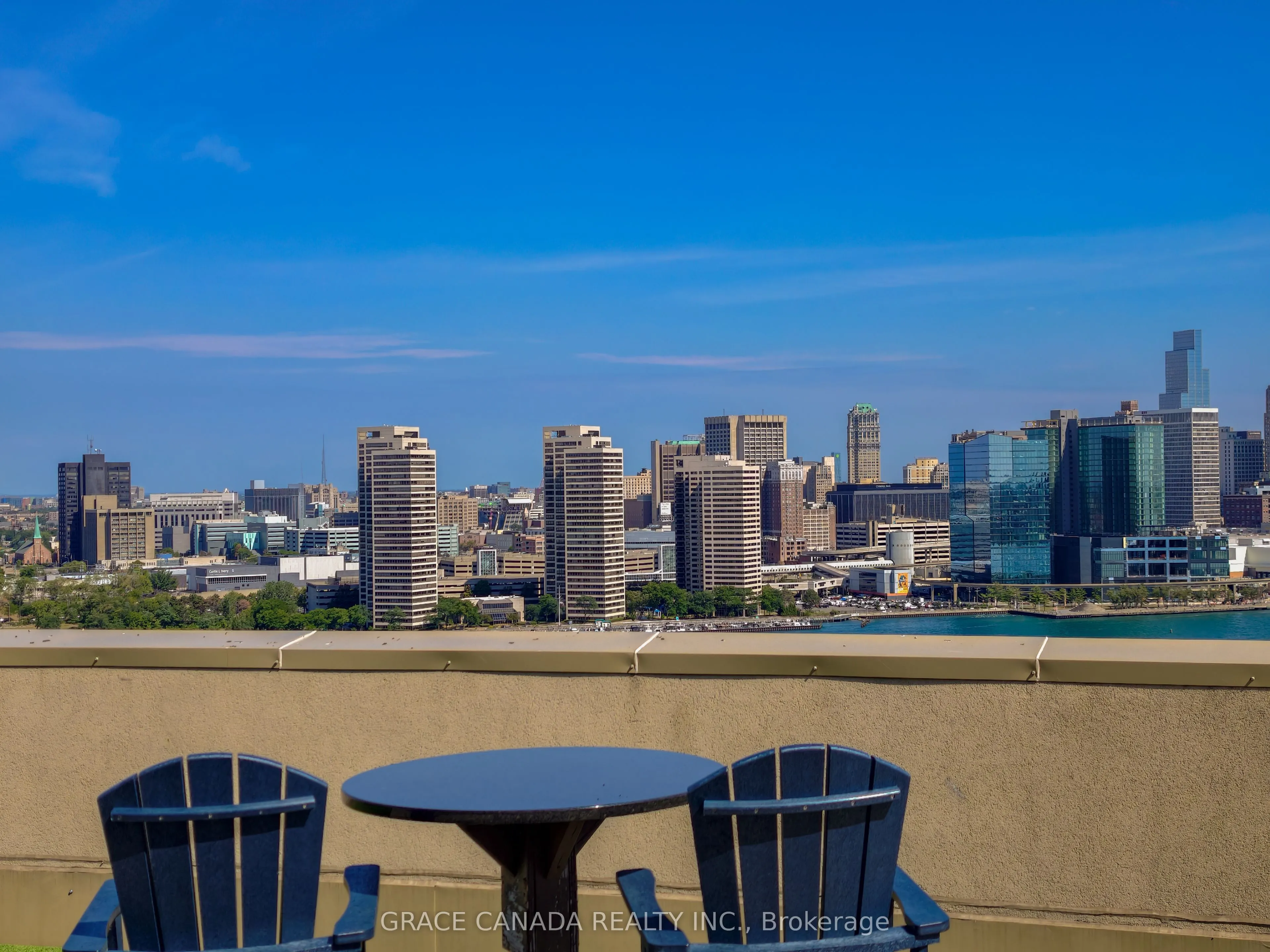 1225 Riverside Drive W #504