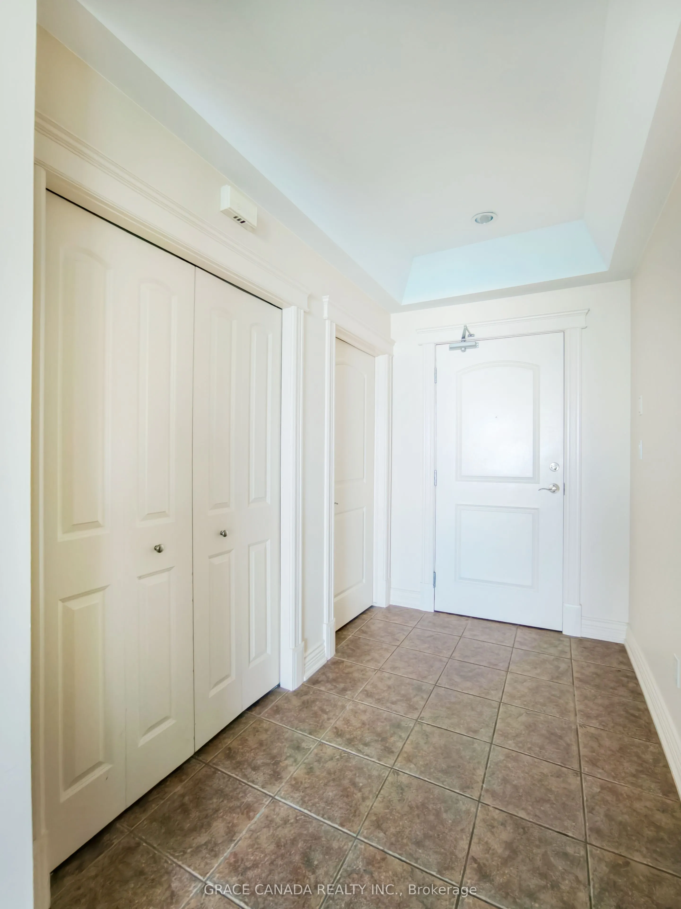 1225 Riverside Drive W #504