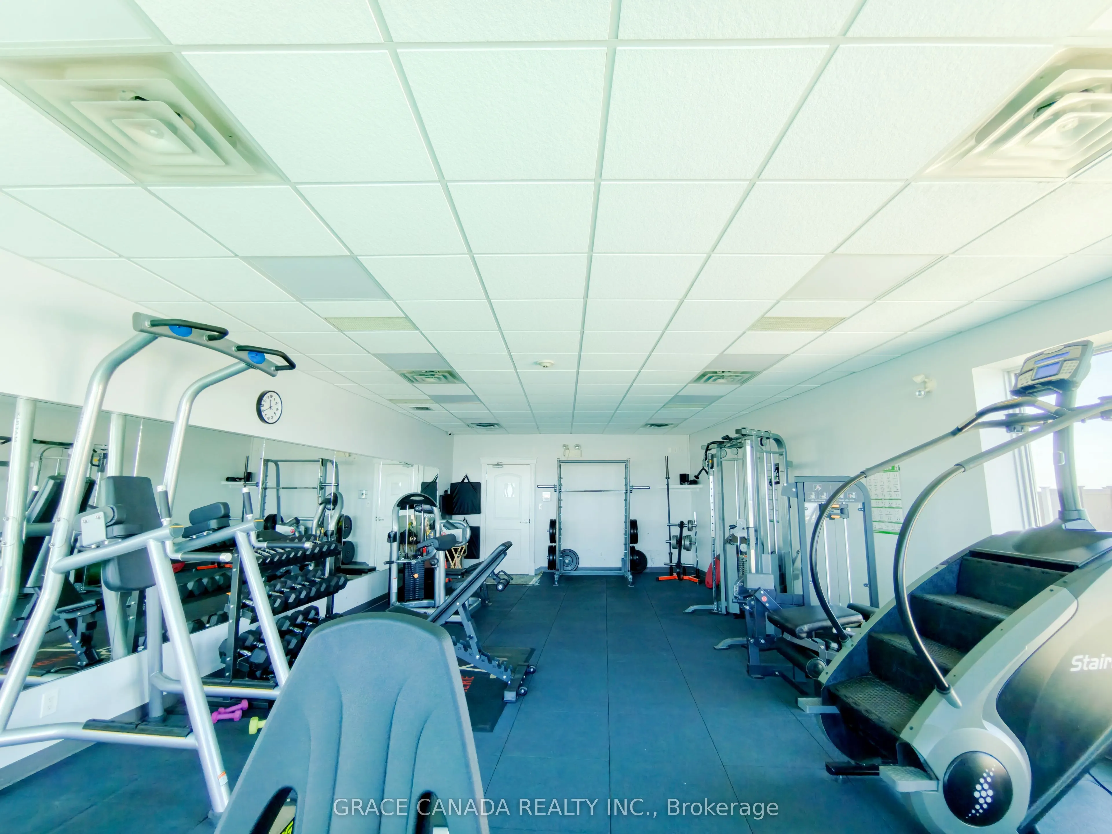 1225 Riverside Drive W #504