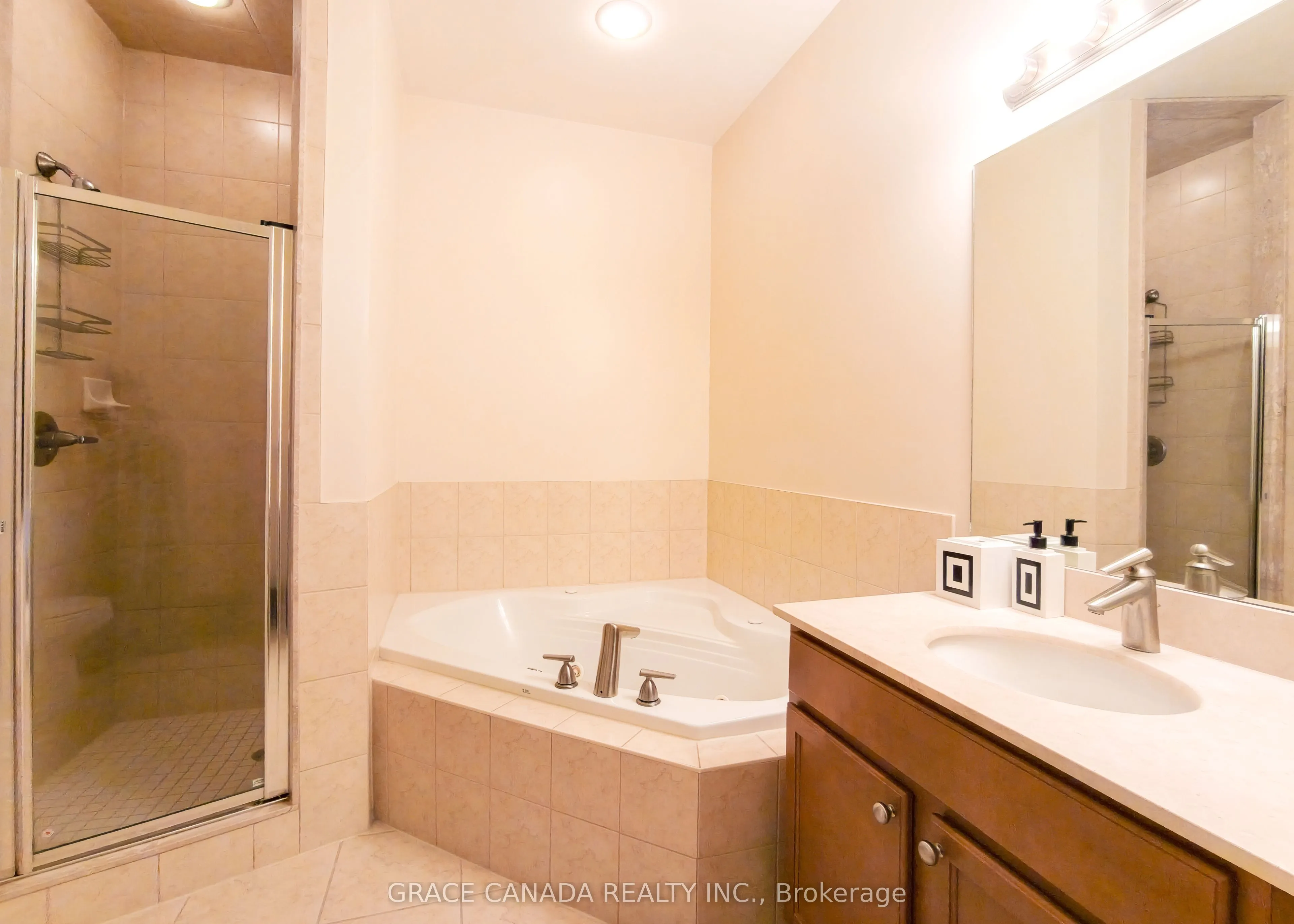 1225 Riverside Drive W #504