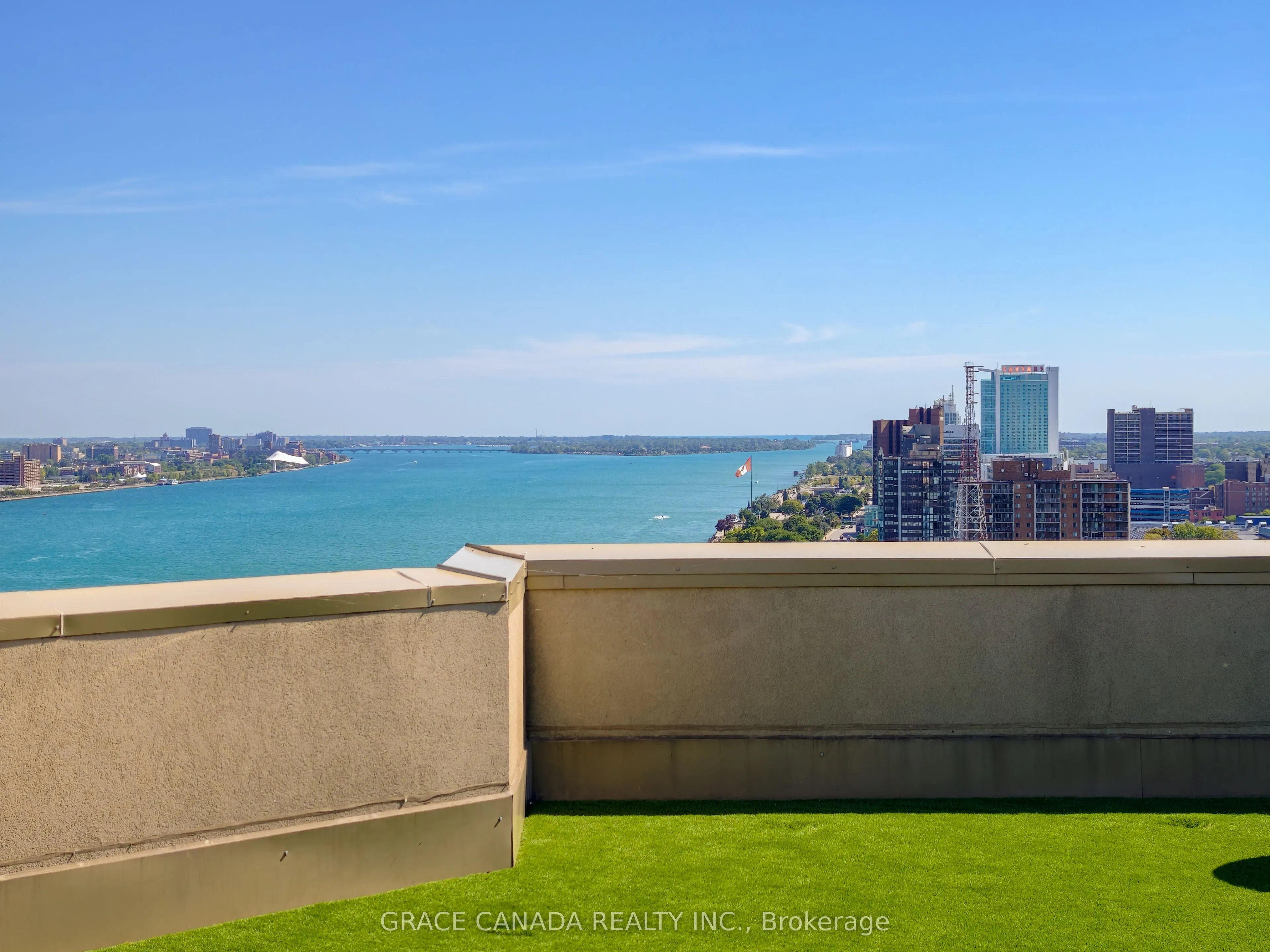1225 Riverside Drive W #504