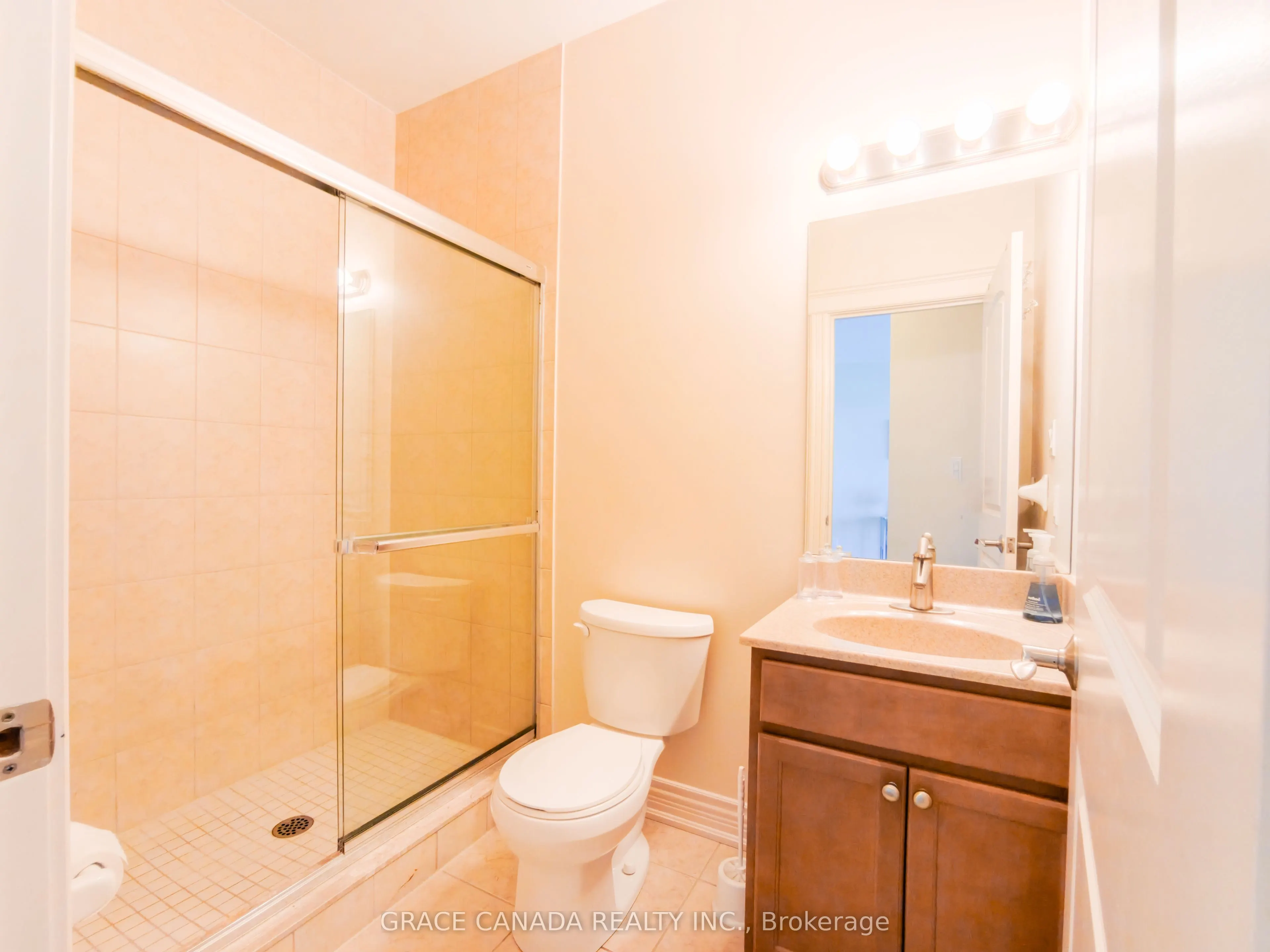 1225 Riverside Drive W #504