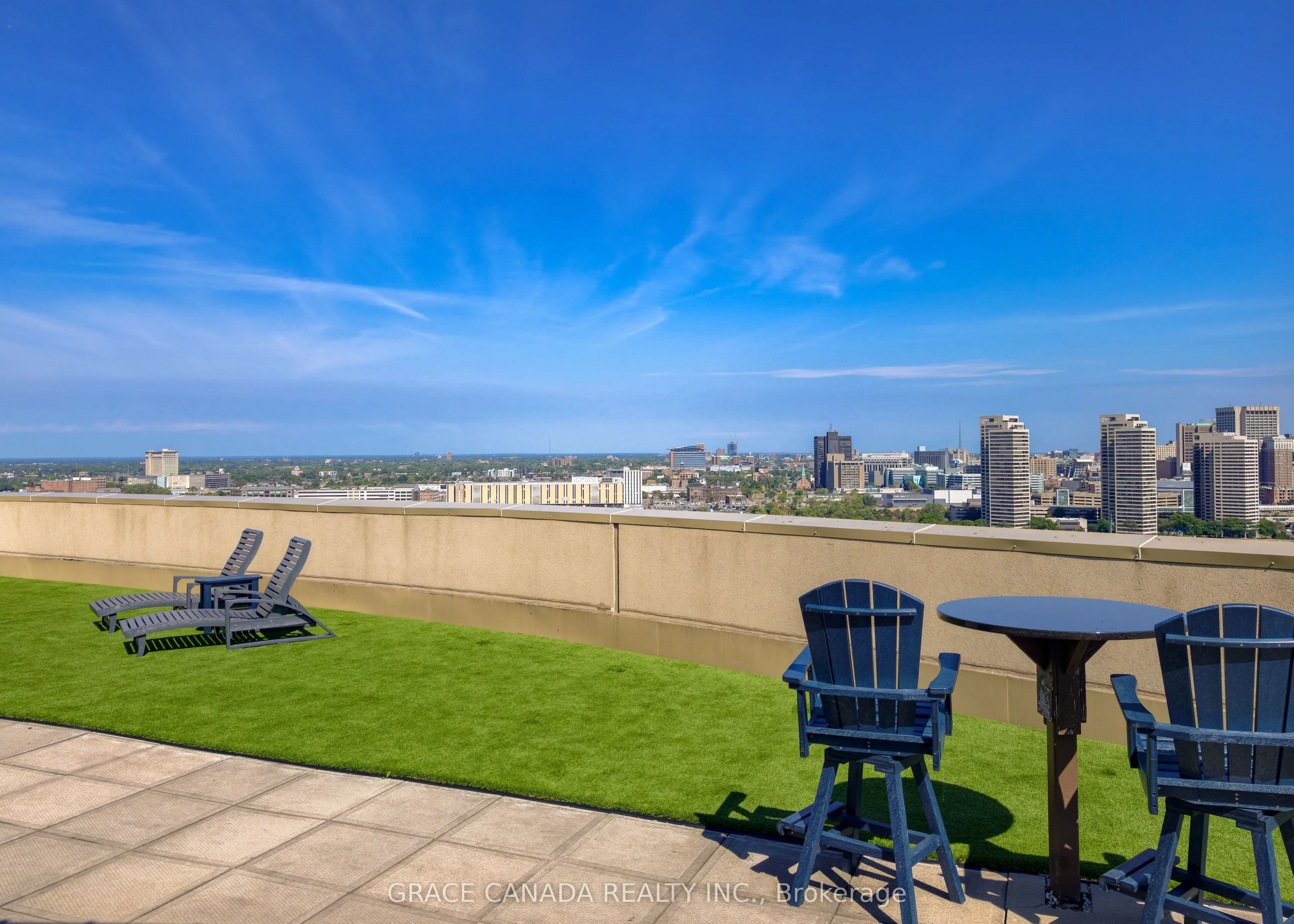 1225 Riverside Drive W #504