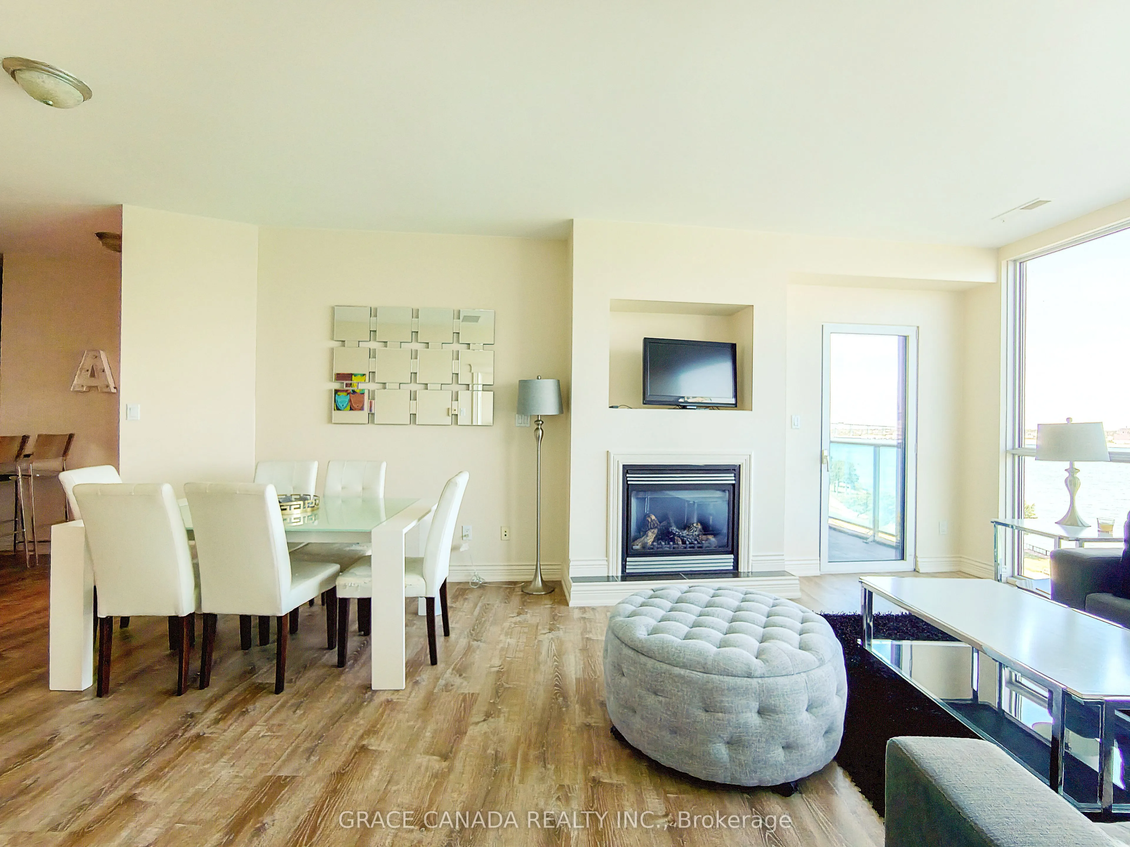 1225 Riverside Drive W #504