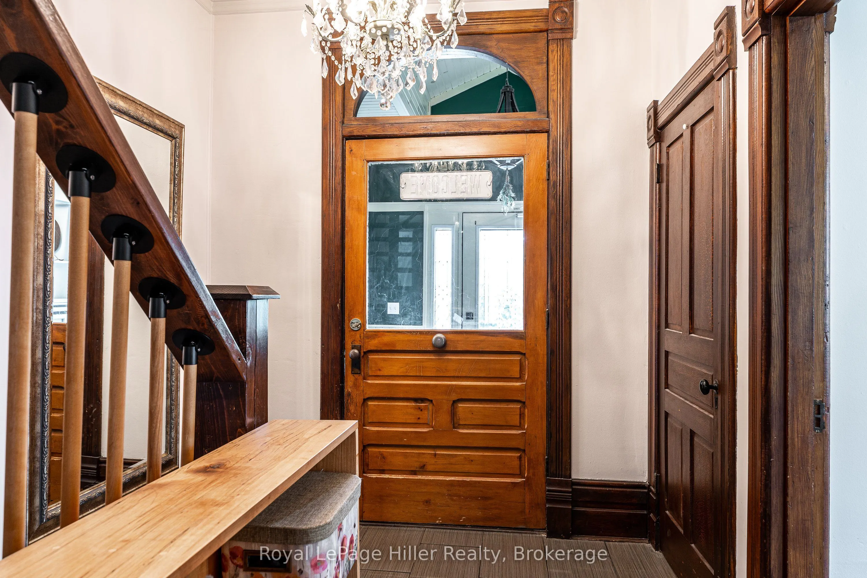125 Hope Street E