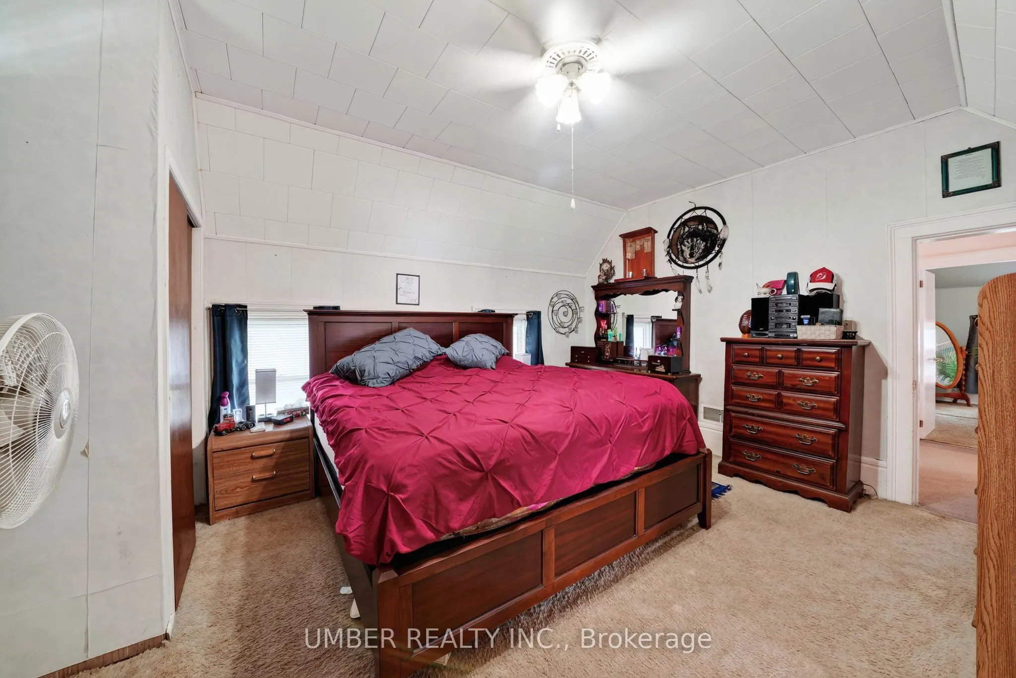 3318 Main Street