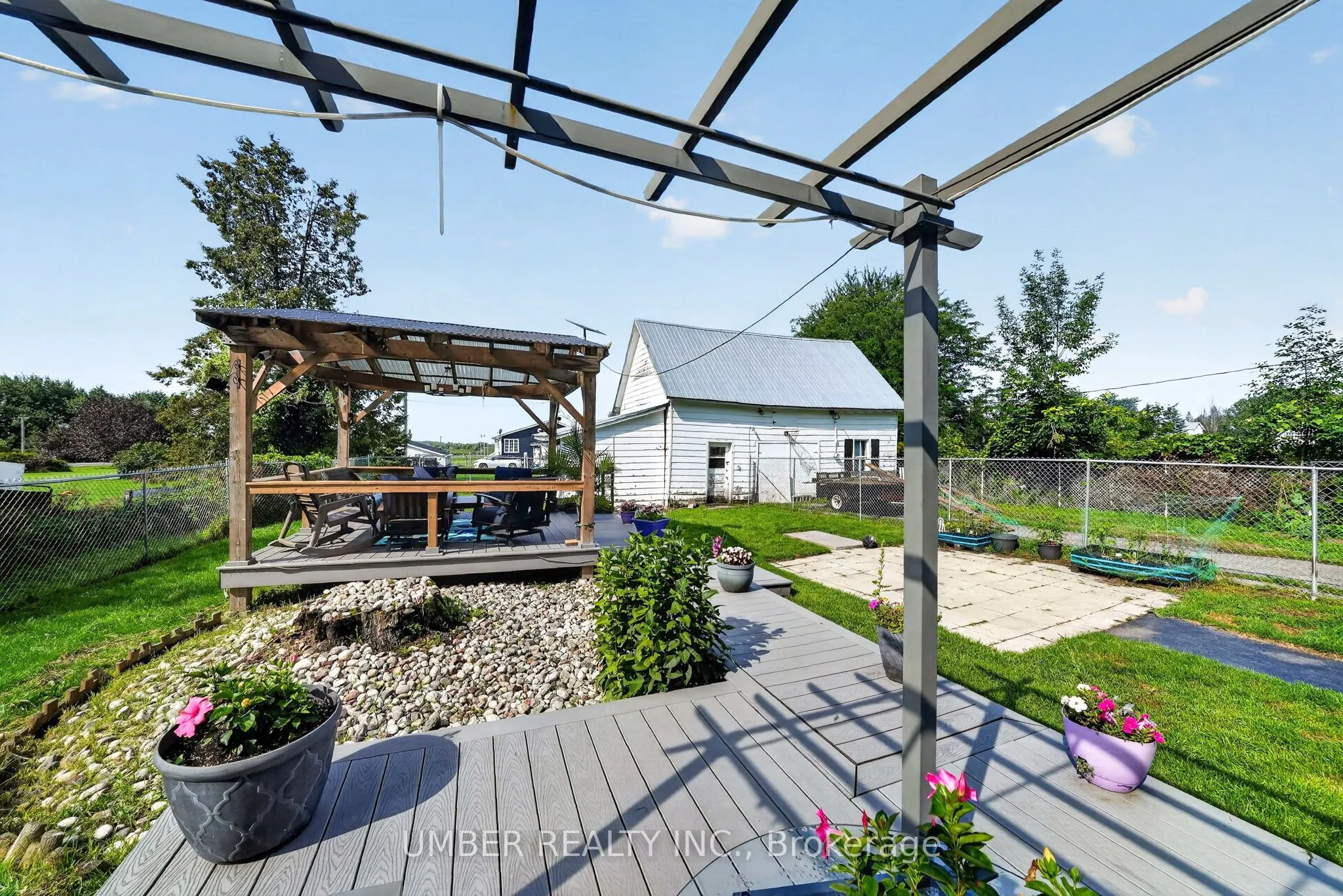 3318 Main Street