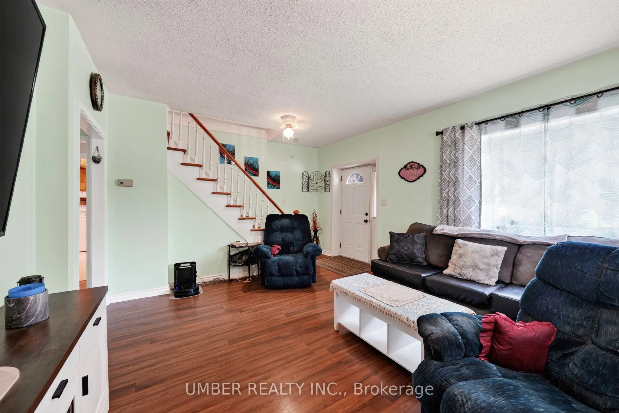 3318 Main Street